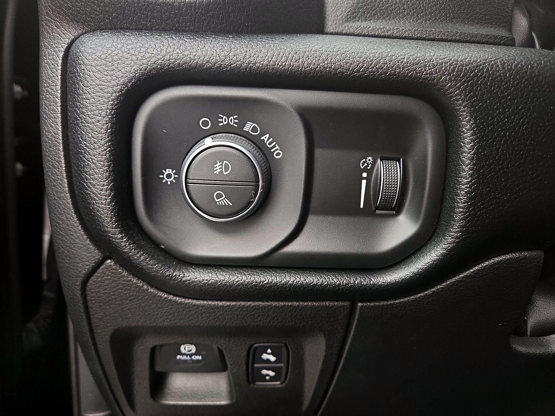 Thumbnail: 2022 RAM 1500 - 13