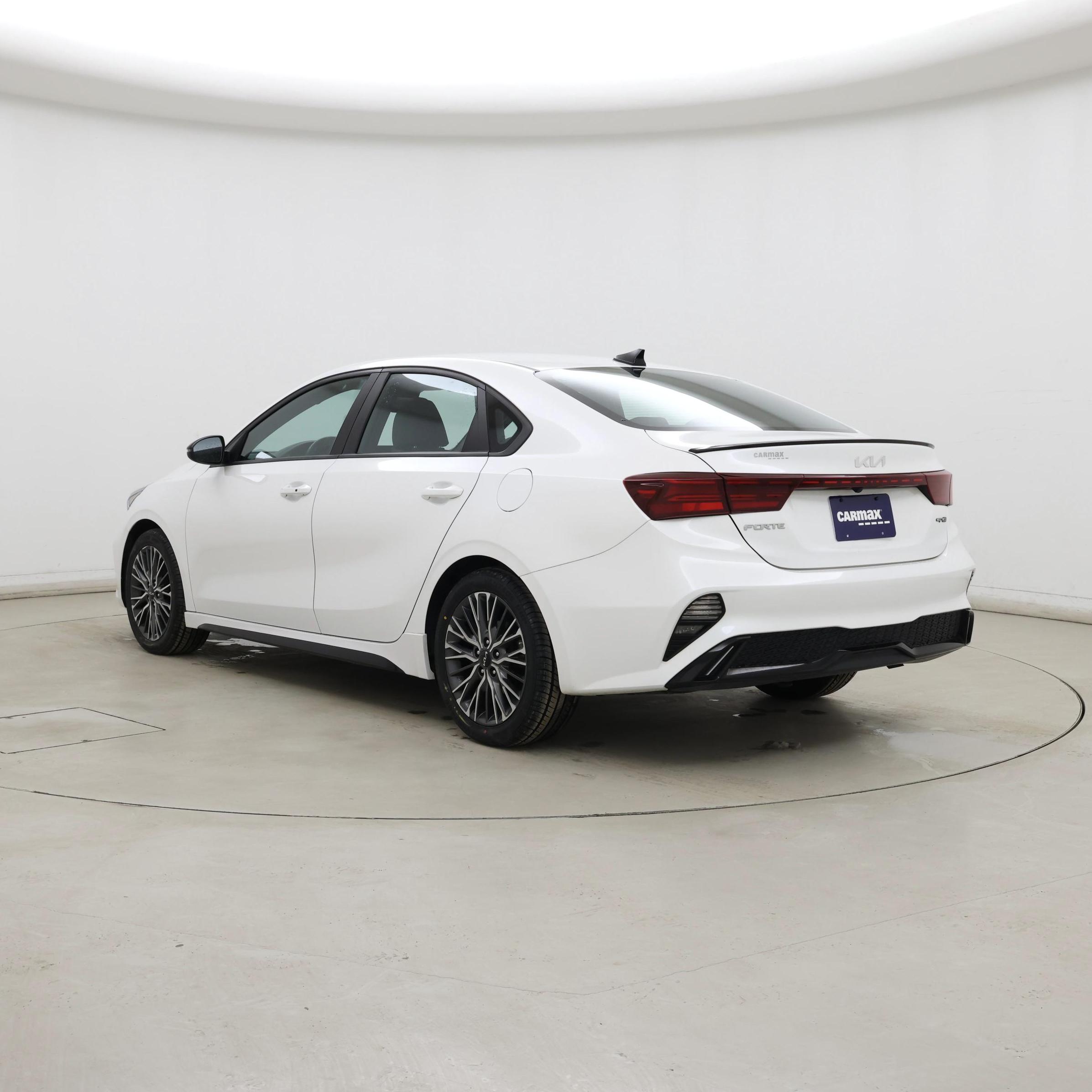 Thumbnail: 2022 Kia Forte - 2