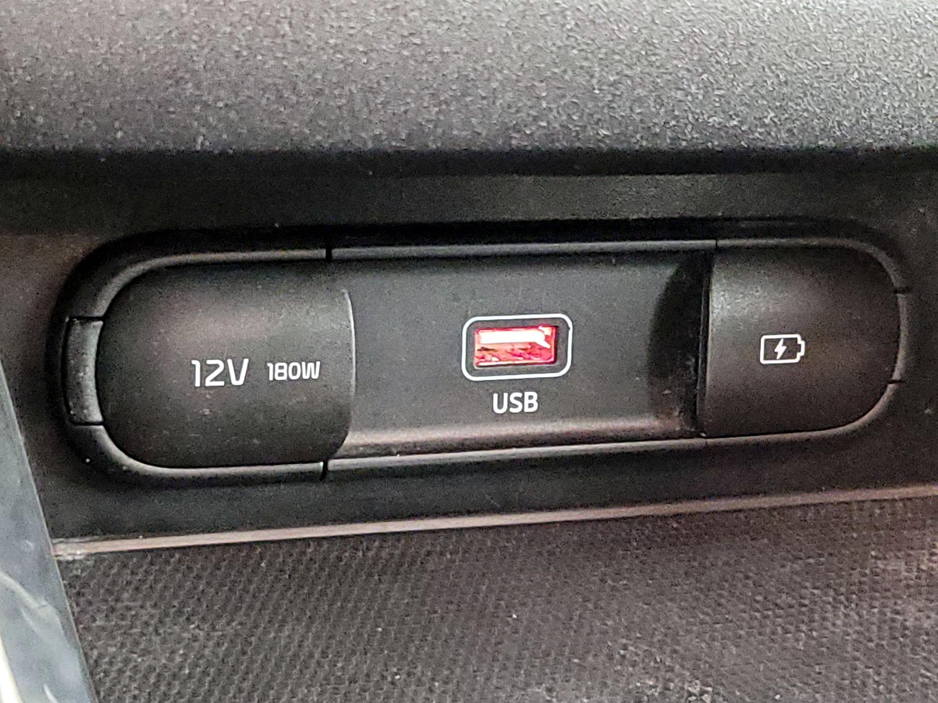 Thumbnail: 2022 Kia Forte - 19