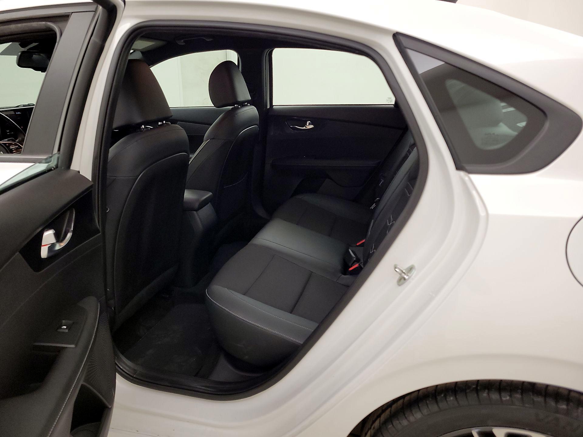 Thumbnail: 2022 Kia Forte - 20