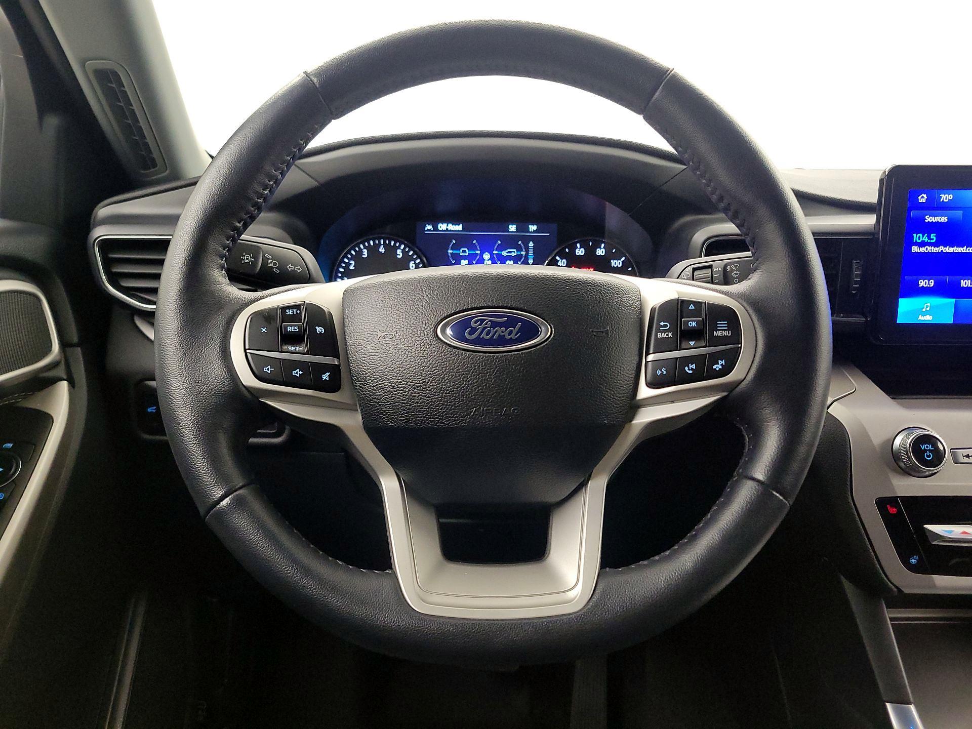 Thumbnail: 2023 Ford Explorer - 10