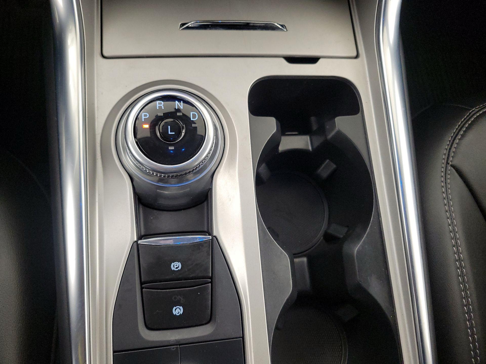 Thumbnail: 2023 Ford Explorer - 17