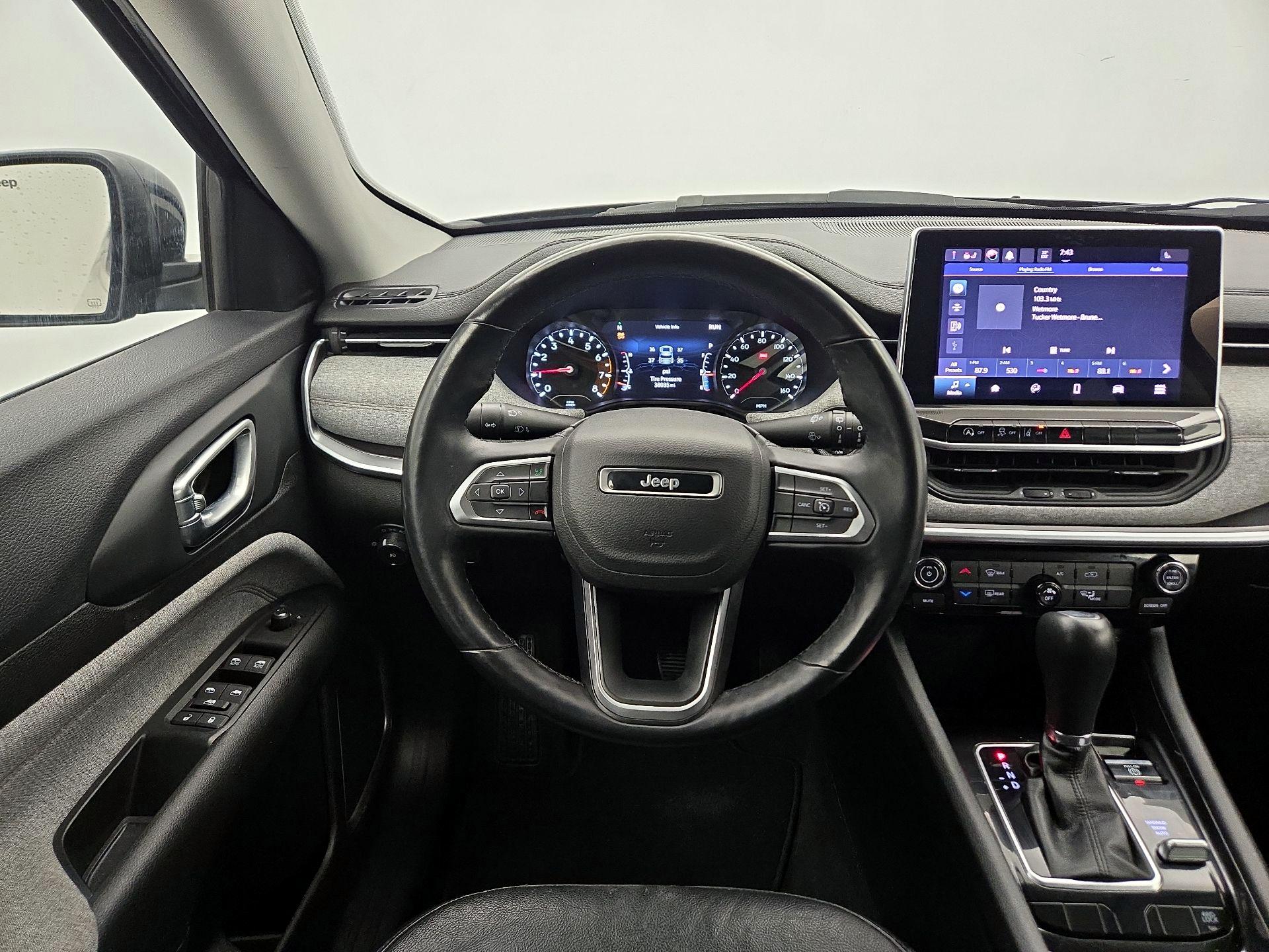 Thumbnail: 2022 Jeep Compass - 10