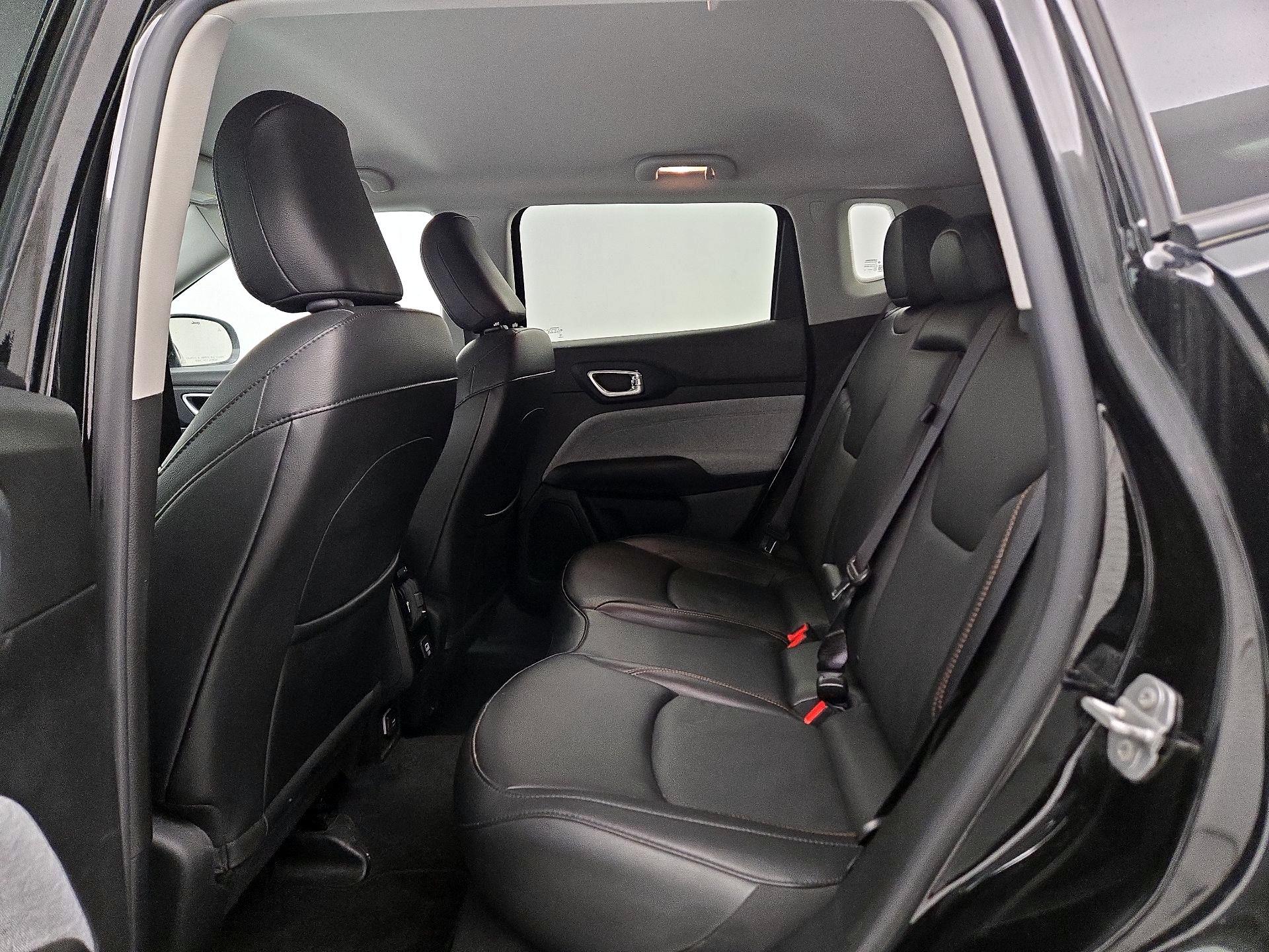 Thumbnail: 2022 Jeep Compass - 19