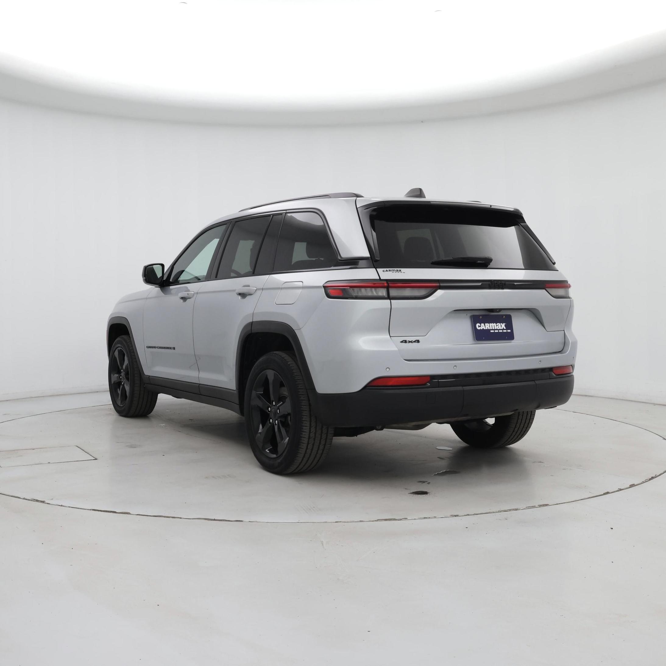 Thumbnail: 2023 Jeep Grand Cherokee - 2