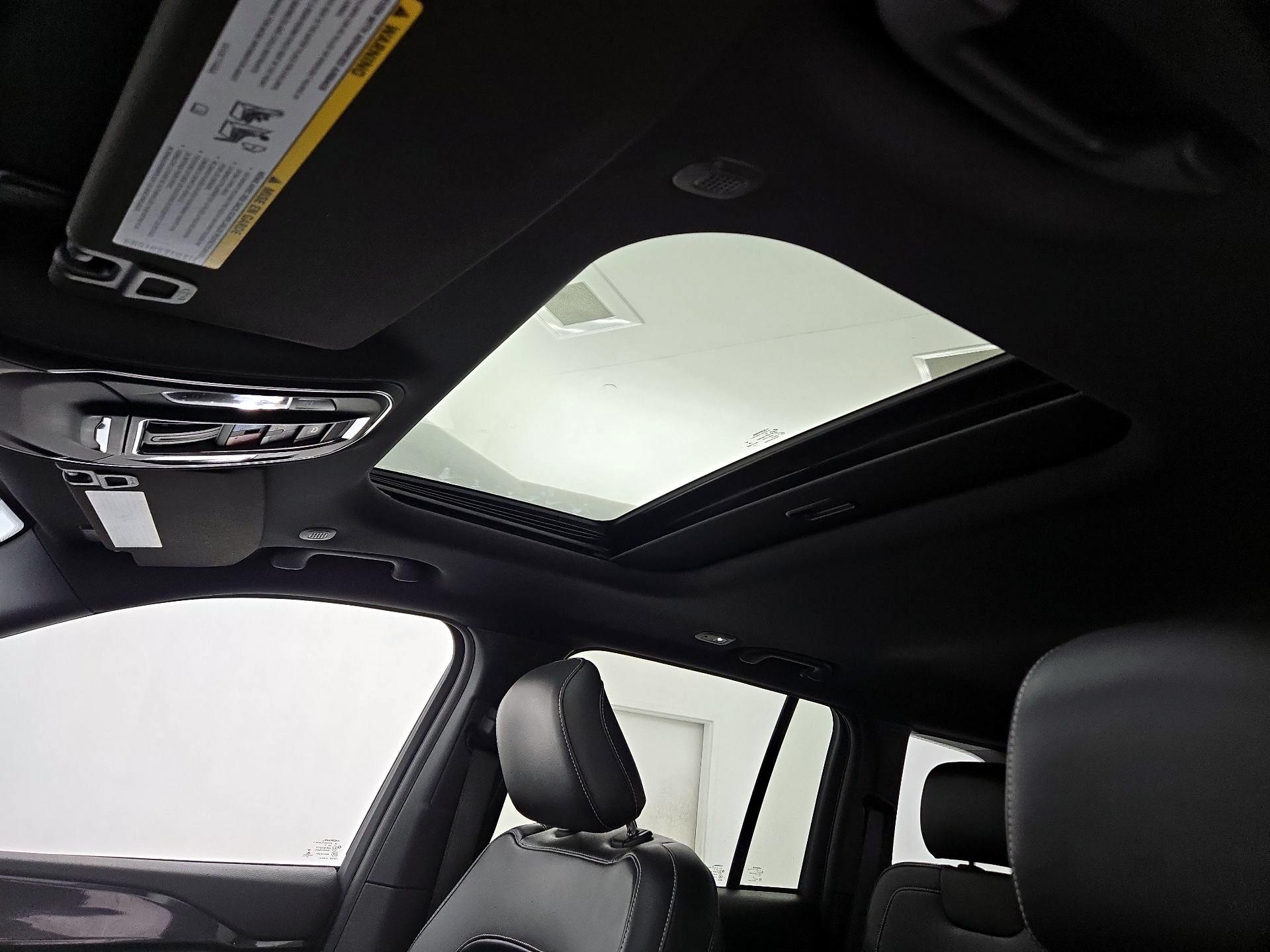 Thumbnail: 2023 Jeep Grand Cherokee - 19