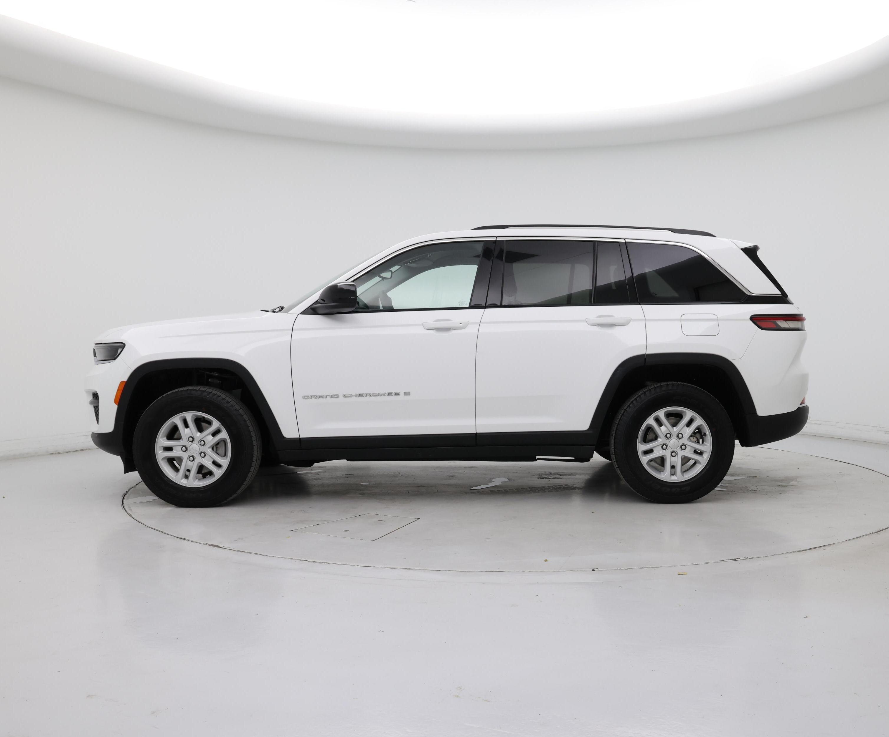 Thumbnail: 2023 Jeep Grand Cherokee - 3