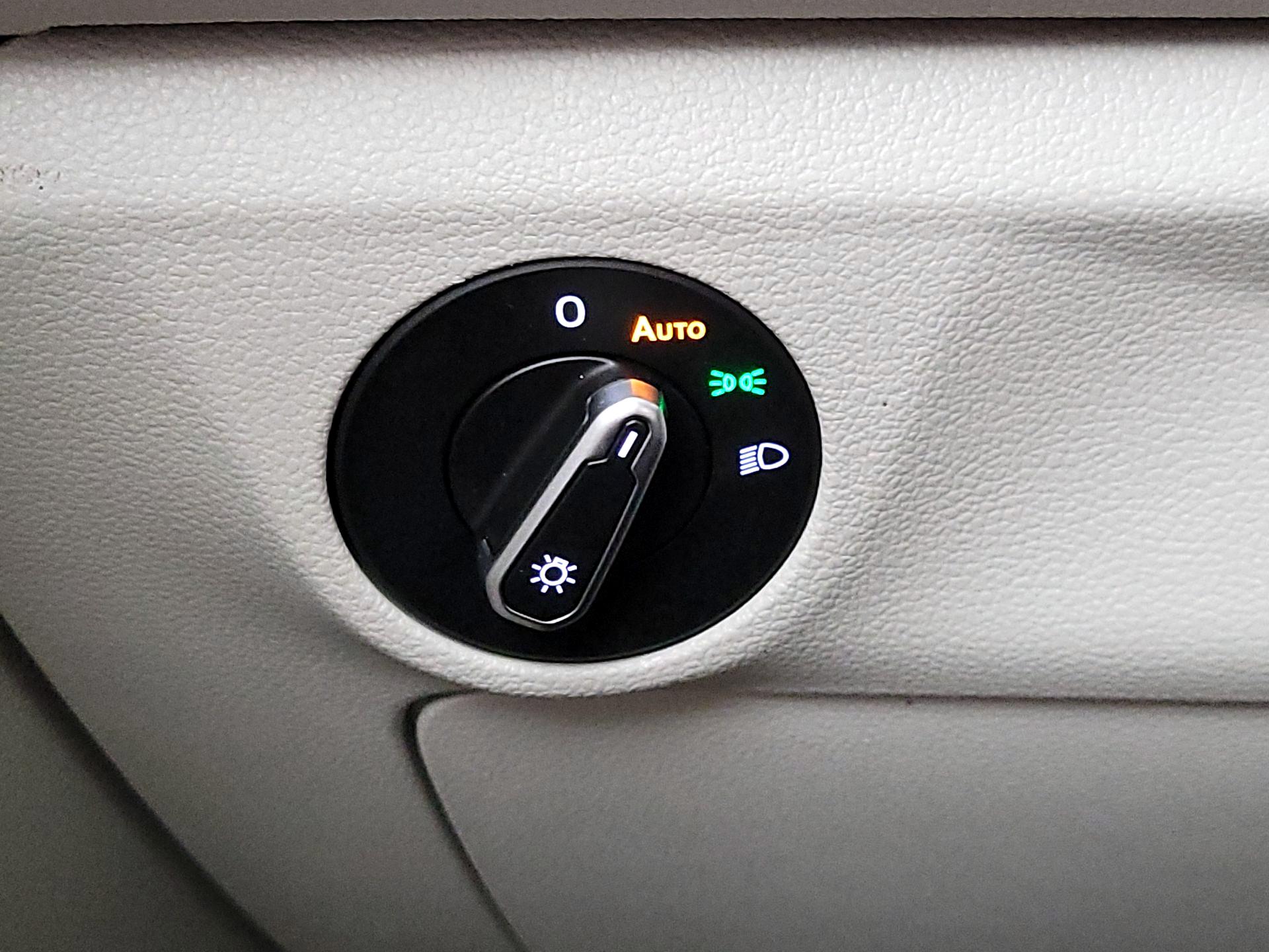 Thumbnail: 2024 Volkswagen Jetta - 13