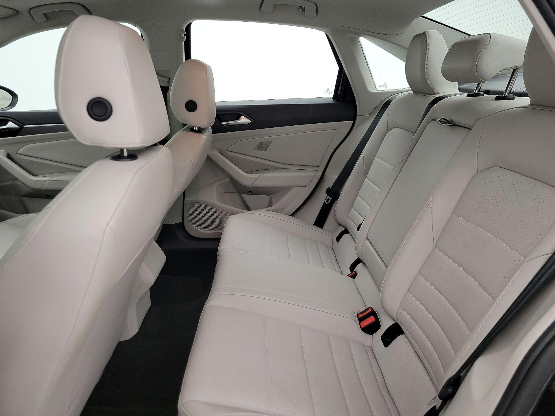 Thumbnail: 2024 Volkswagen Jetta - 20