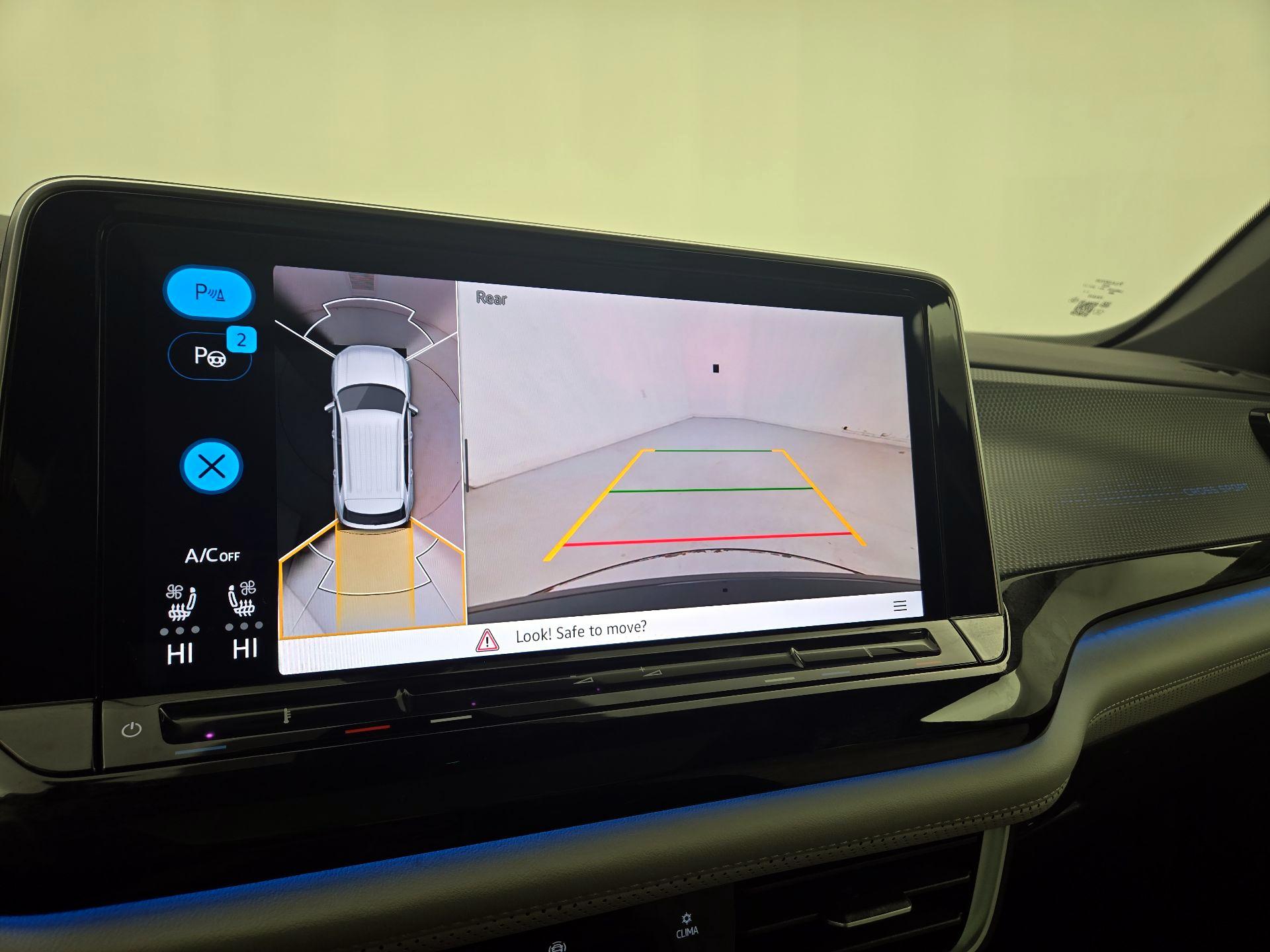 Thumbnail: 2025 Volkswagen Atlas - 14