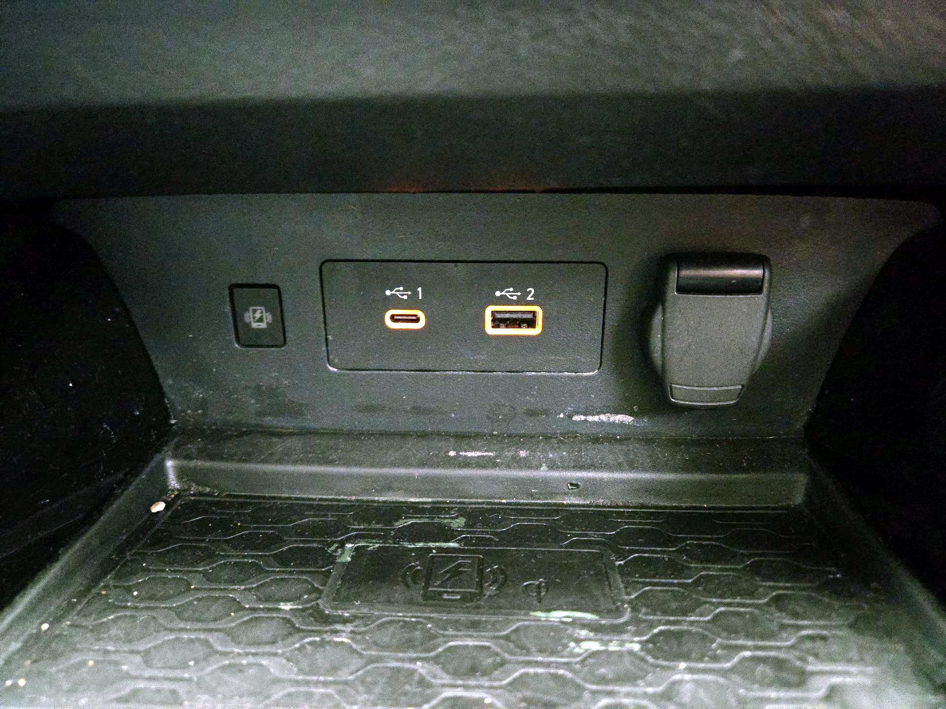 Thumbnail: 2023 Nissan Altima - 19