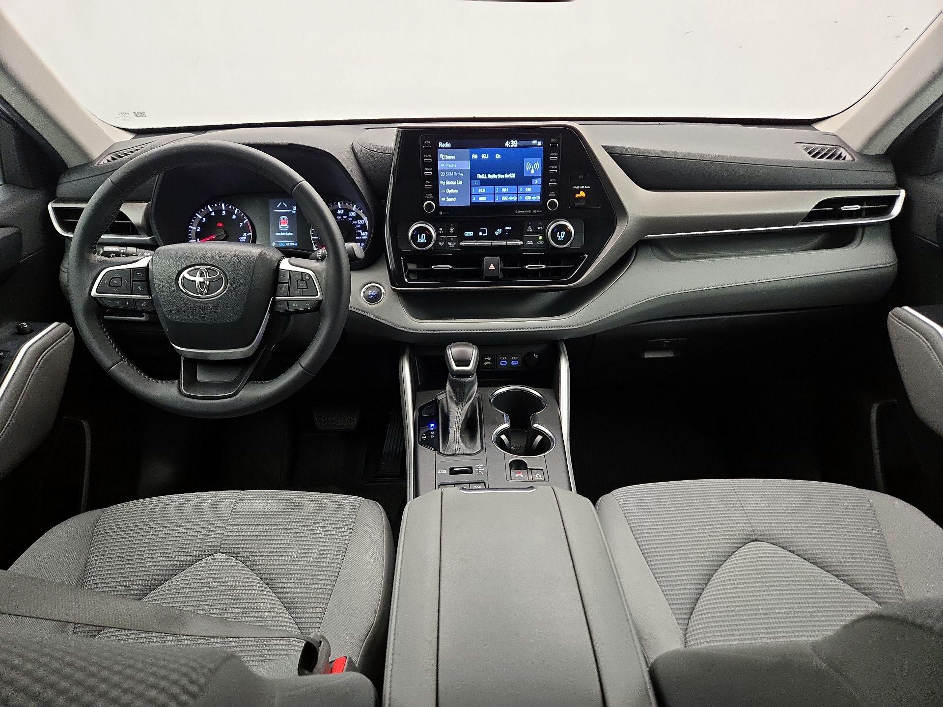 Thumbnail: 2022 Toyota Highlander - 9