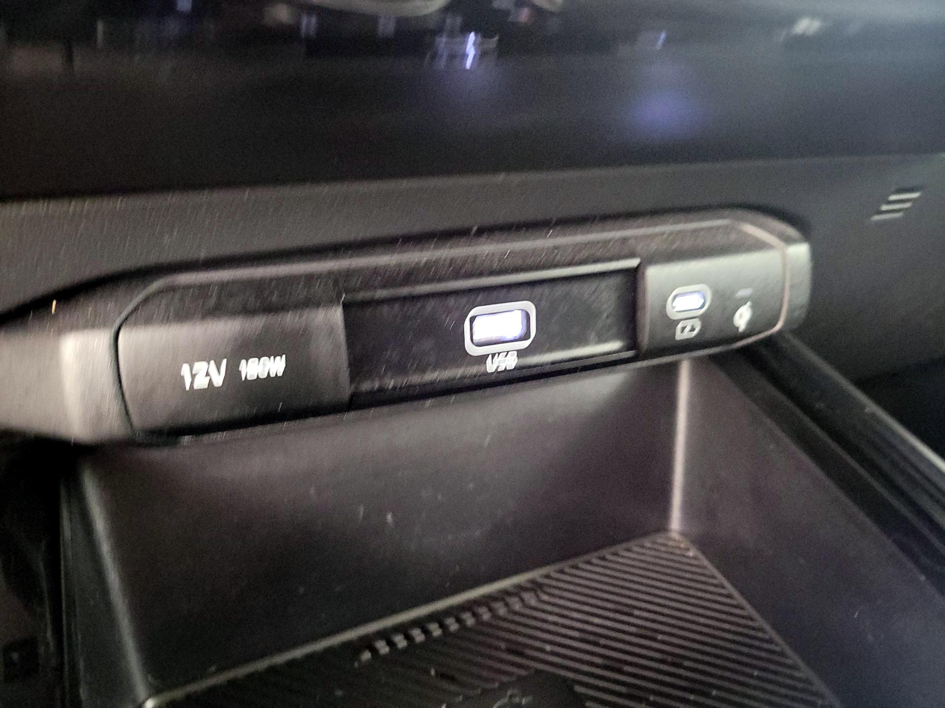 Thumbnail: 2023 Kia Niro - 19