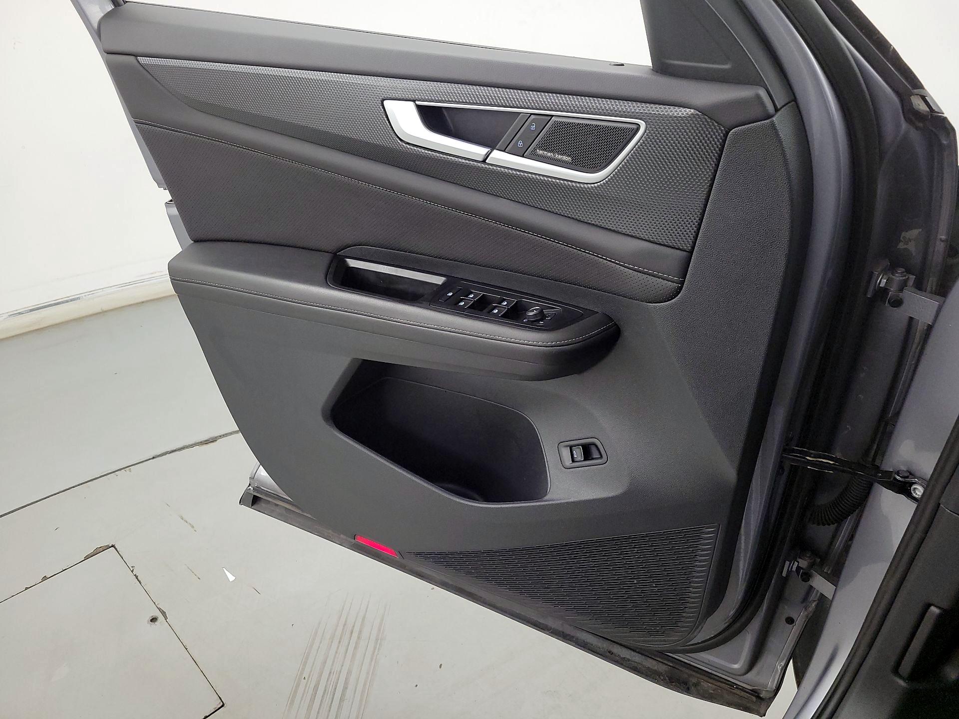 Thumbnail: 2024 Volkswagen Atlas - 12