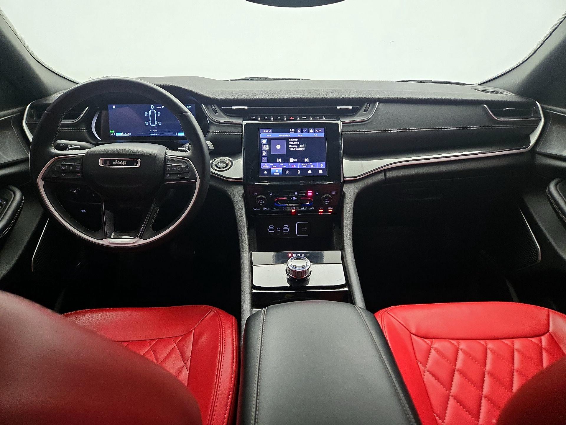 Thumbnail: 2022 Jeep Grand Cherokee - 9