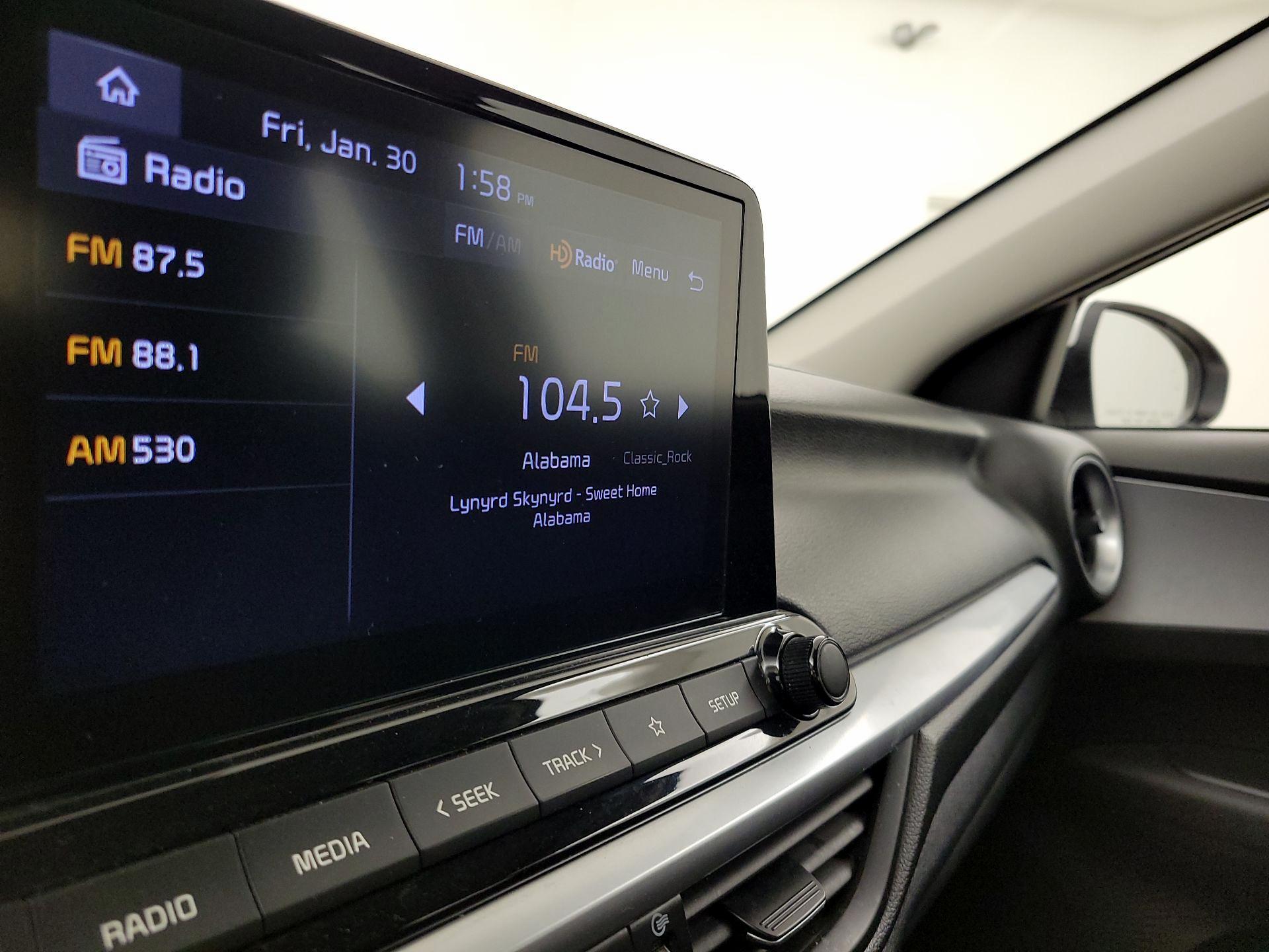 Thumbnail: 2023 Kia Forte - 15