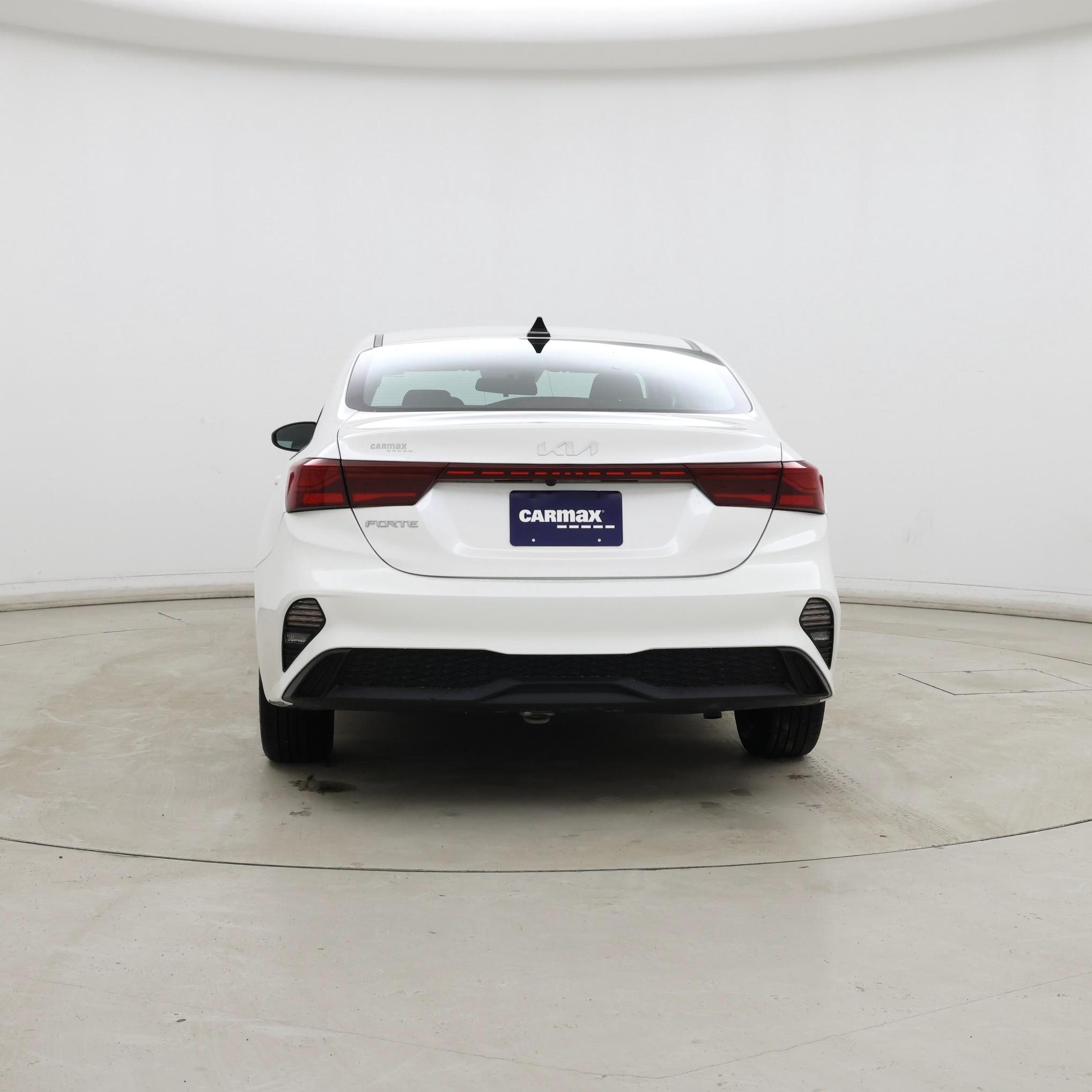 Thumbnail: 2023 Kia Forte - 6