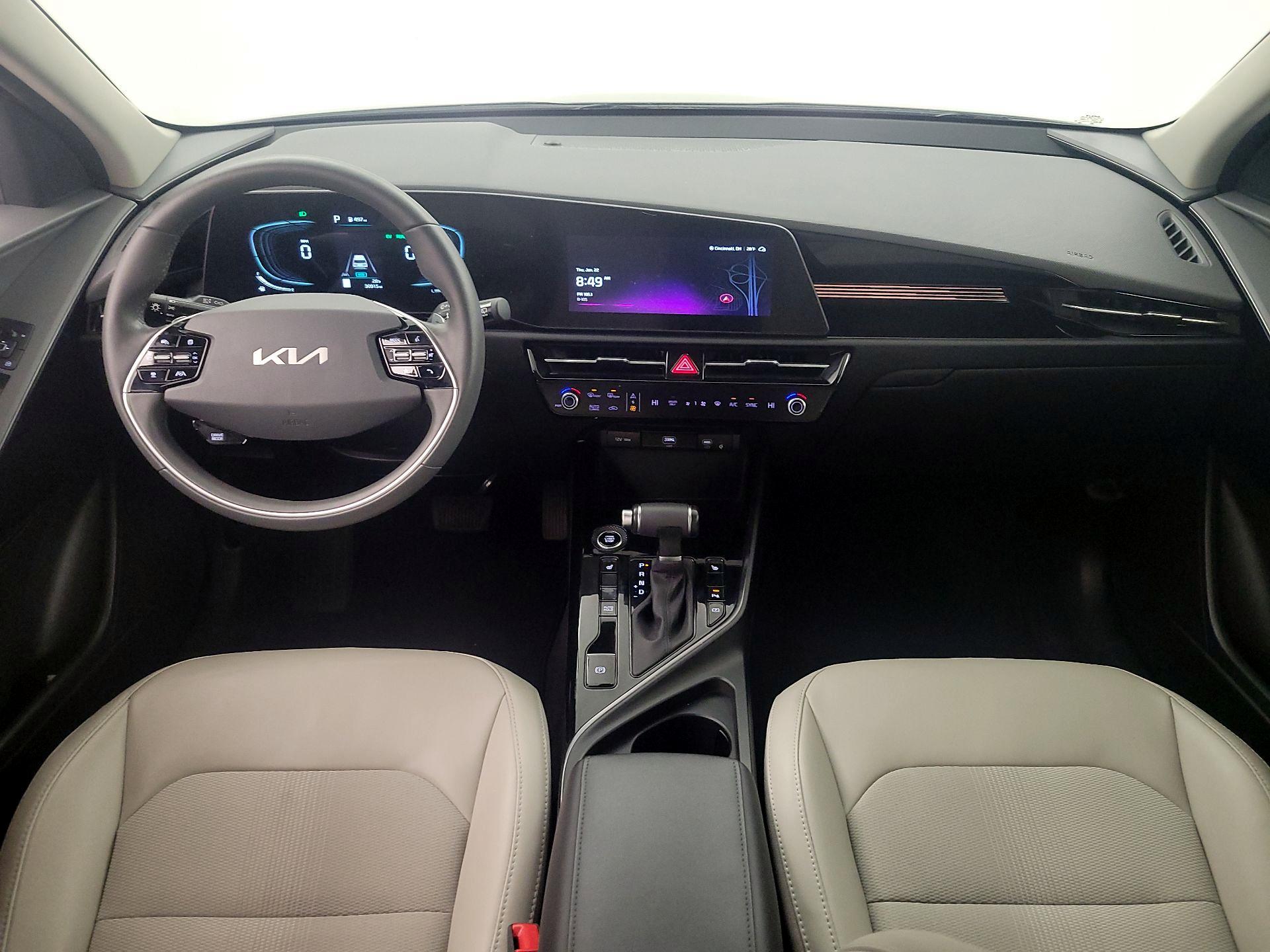 Thumbnail: 2023 Kia Niro - 9