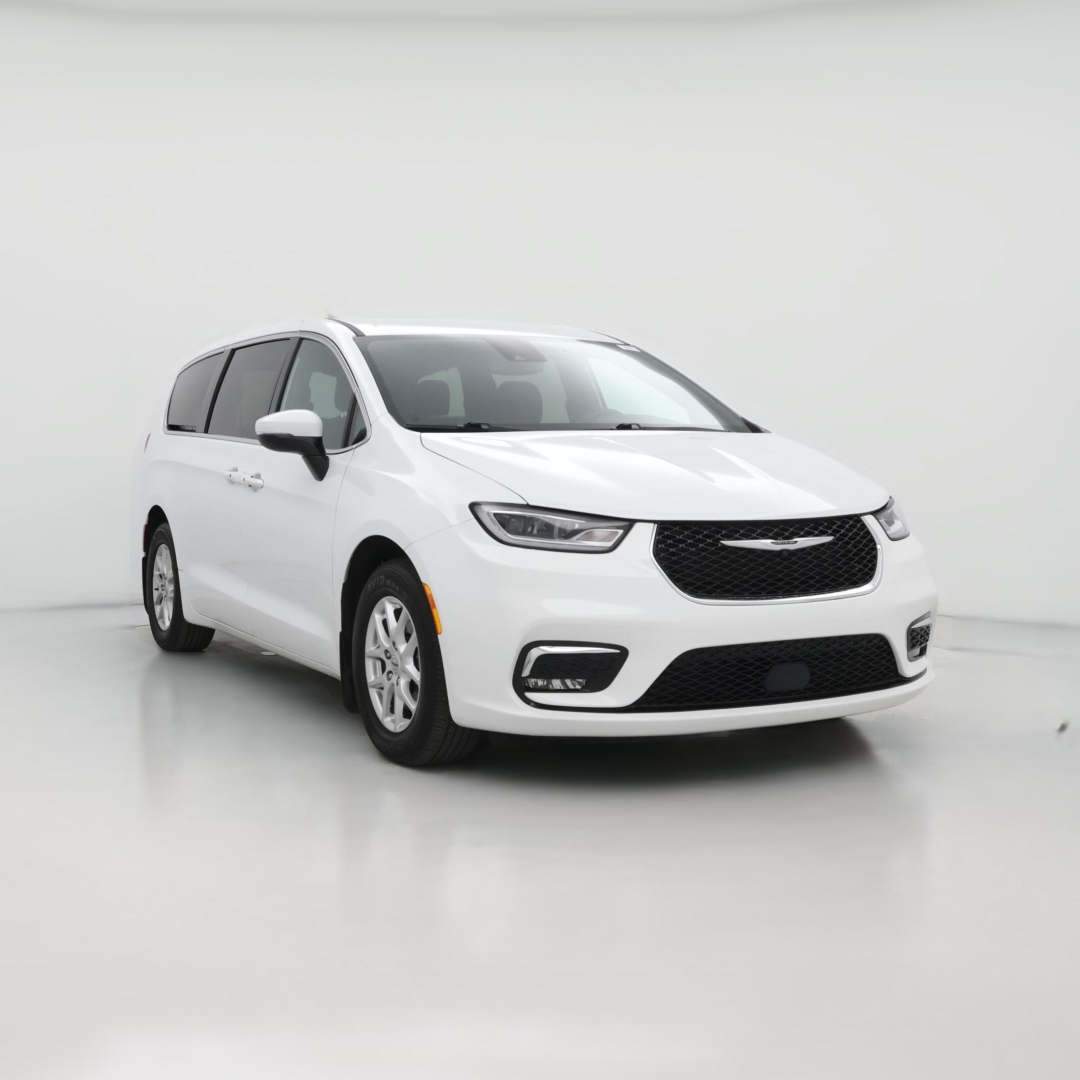 Thumbnail: 2023 Chrysler Pacifica - 1