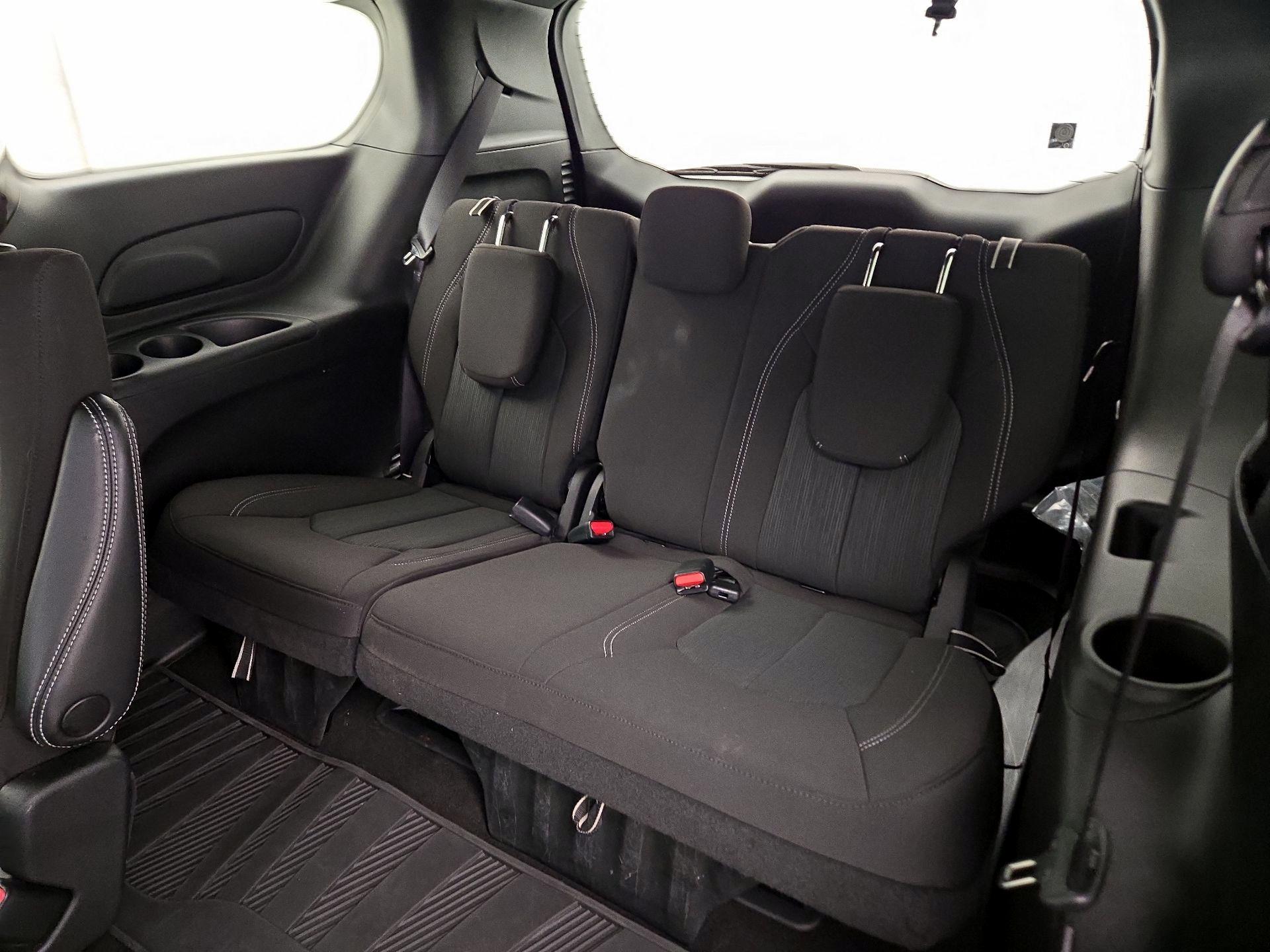 Thumbnail: 2023 Chrysler Pacifica - 20