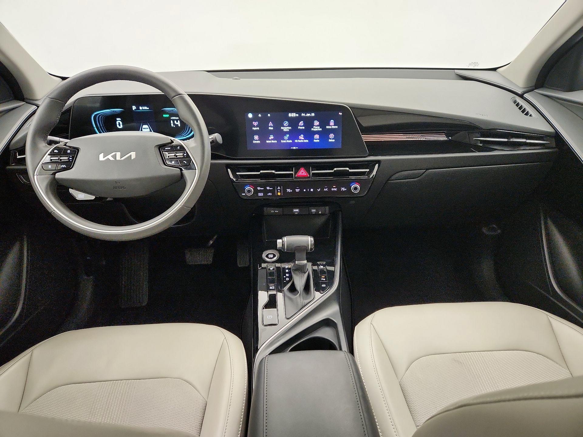 Thumbnail: 2023 Kia Niro - 9