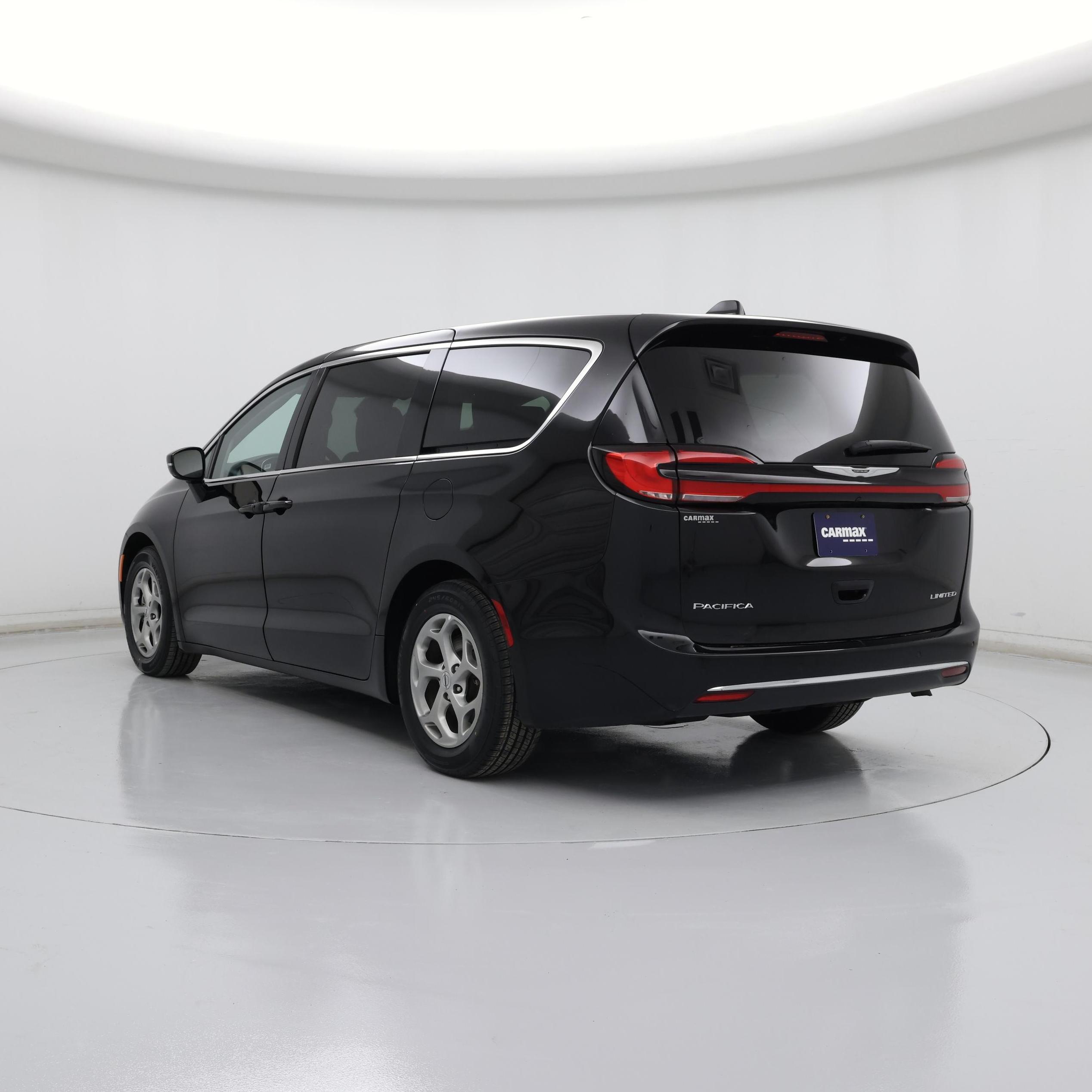 Thumbnail: 2024 Chrysler Pacifica - 2