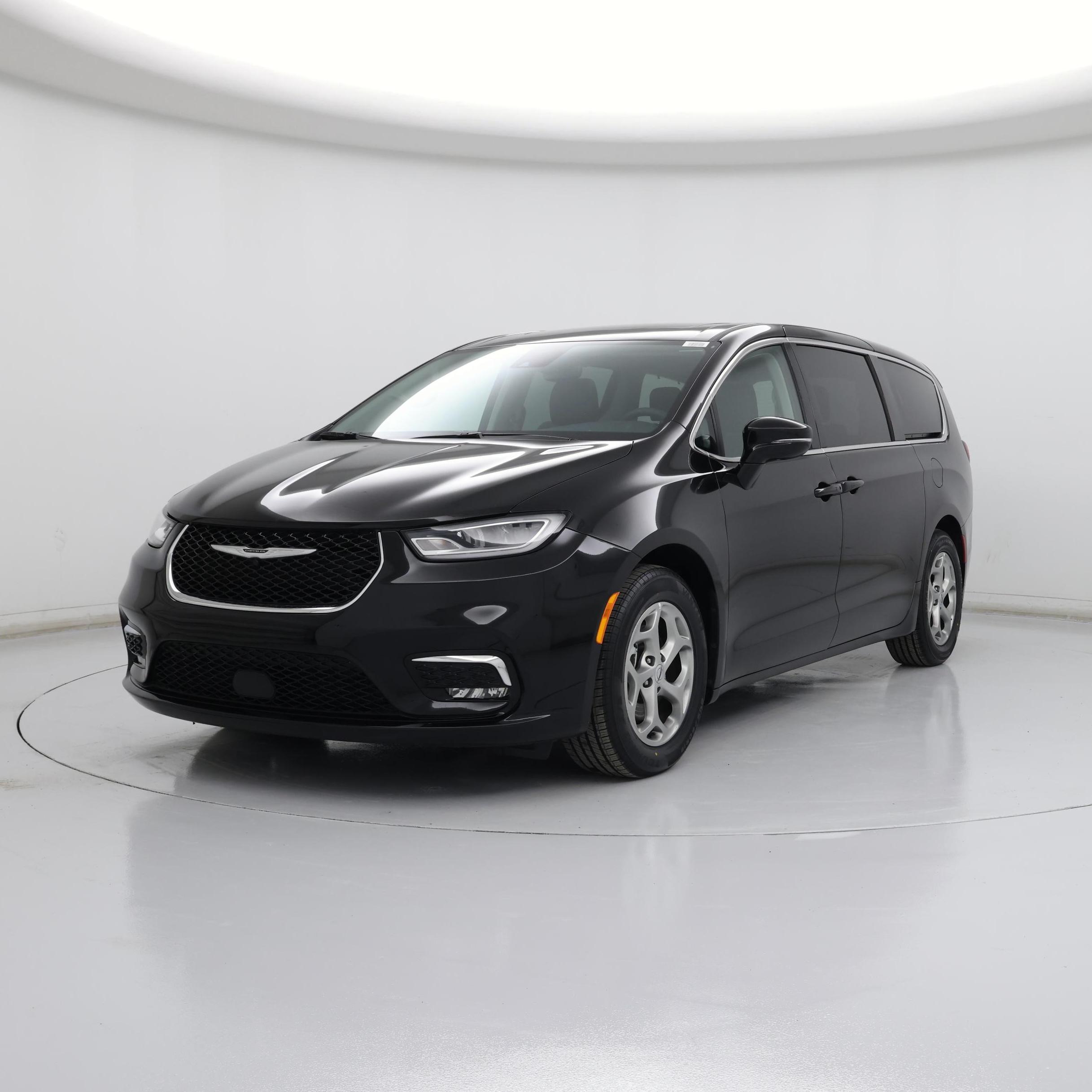 Thumbnail: 2024 Chrysler Pacifica - 4