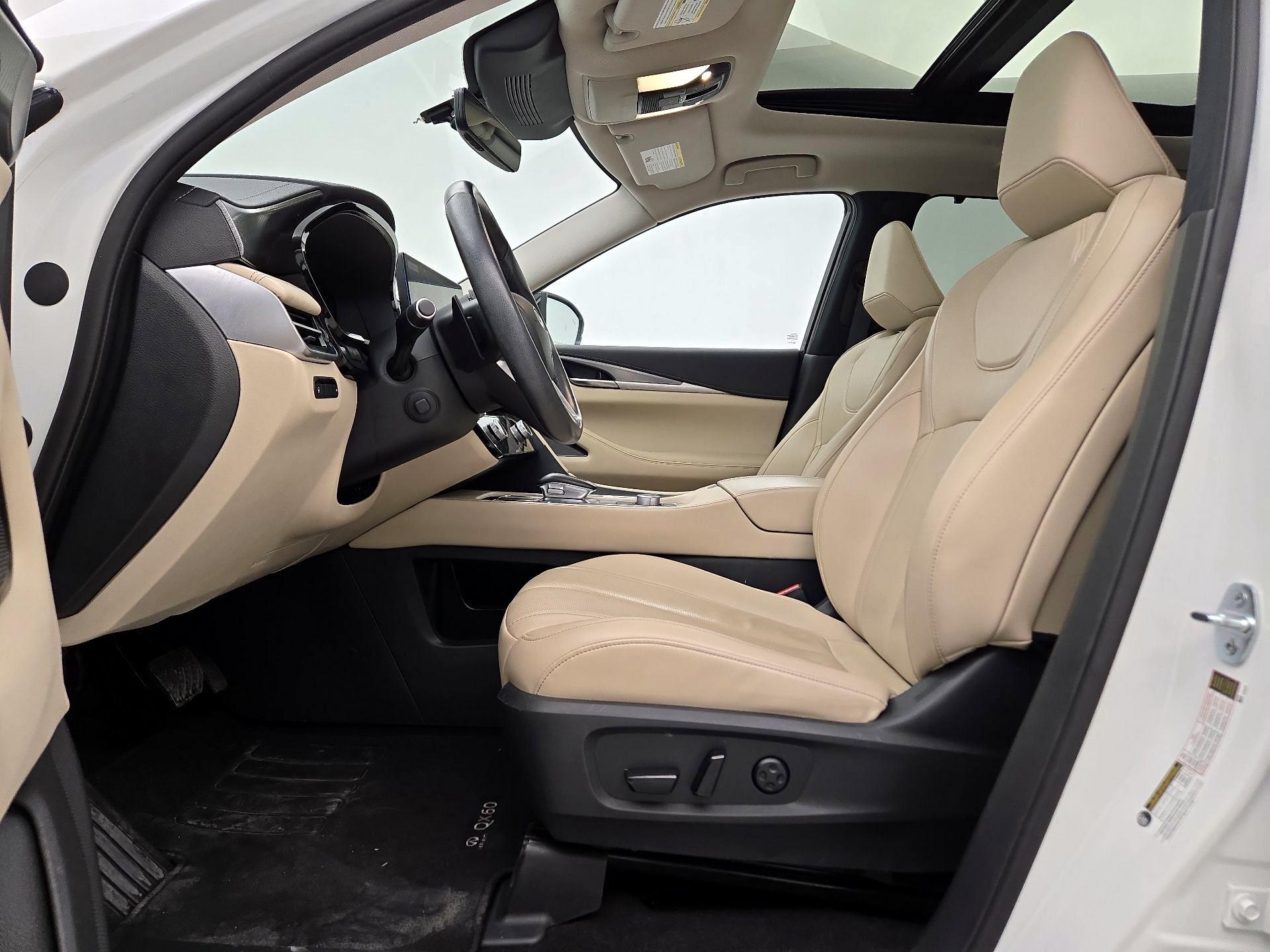 Thumbnail: 2023 INFINITI QX60 - 11