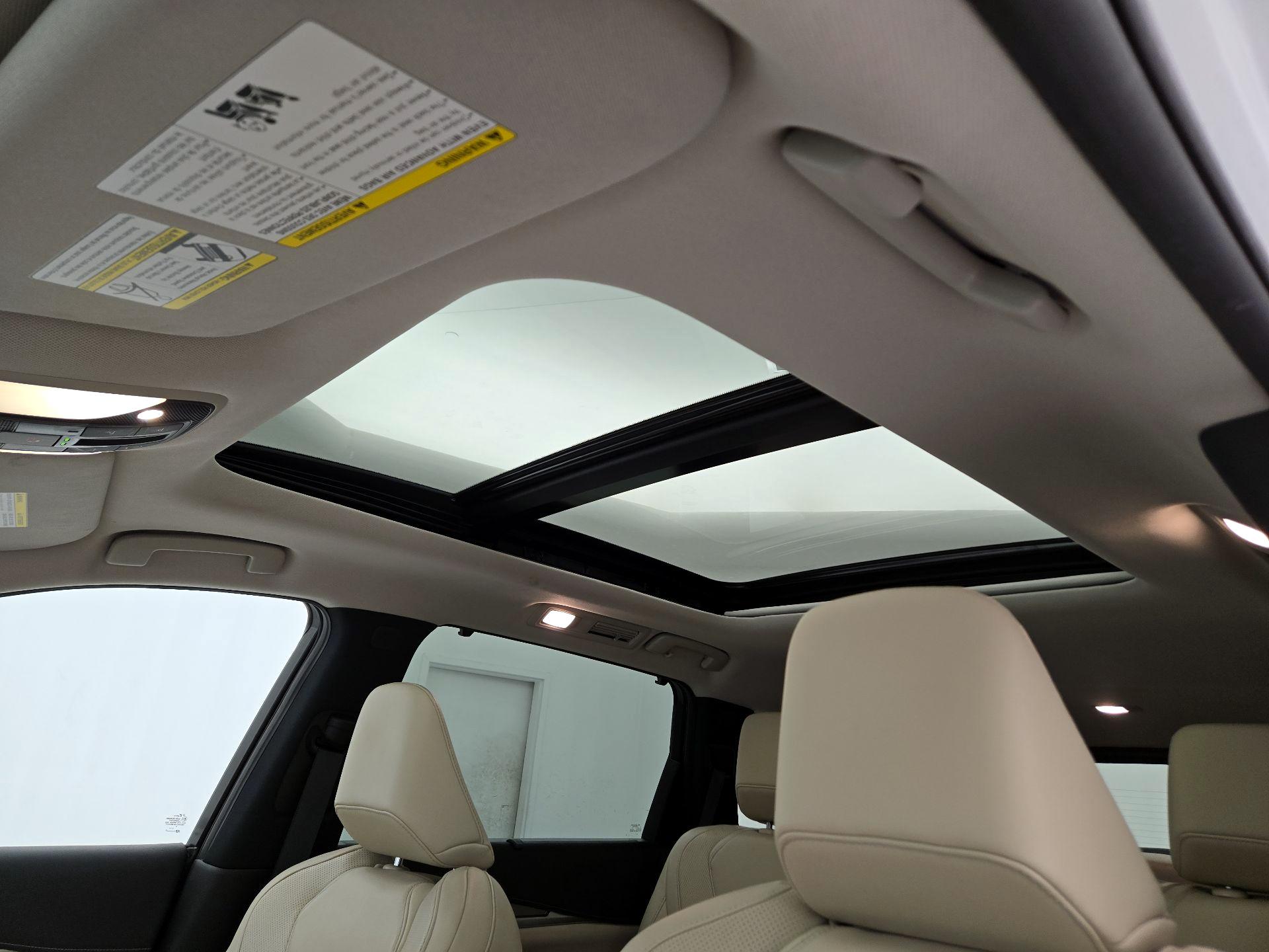 Thumbnail: 2023 INFINITI QX60 - 20