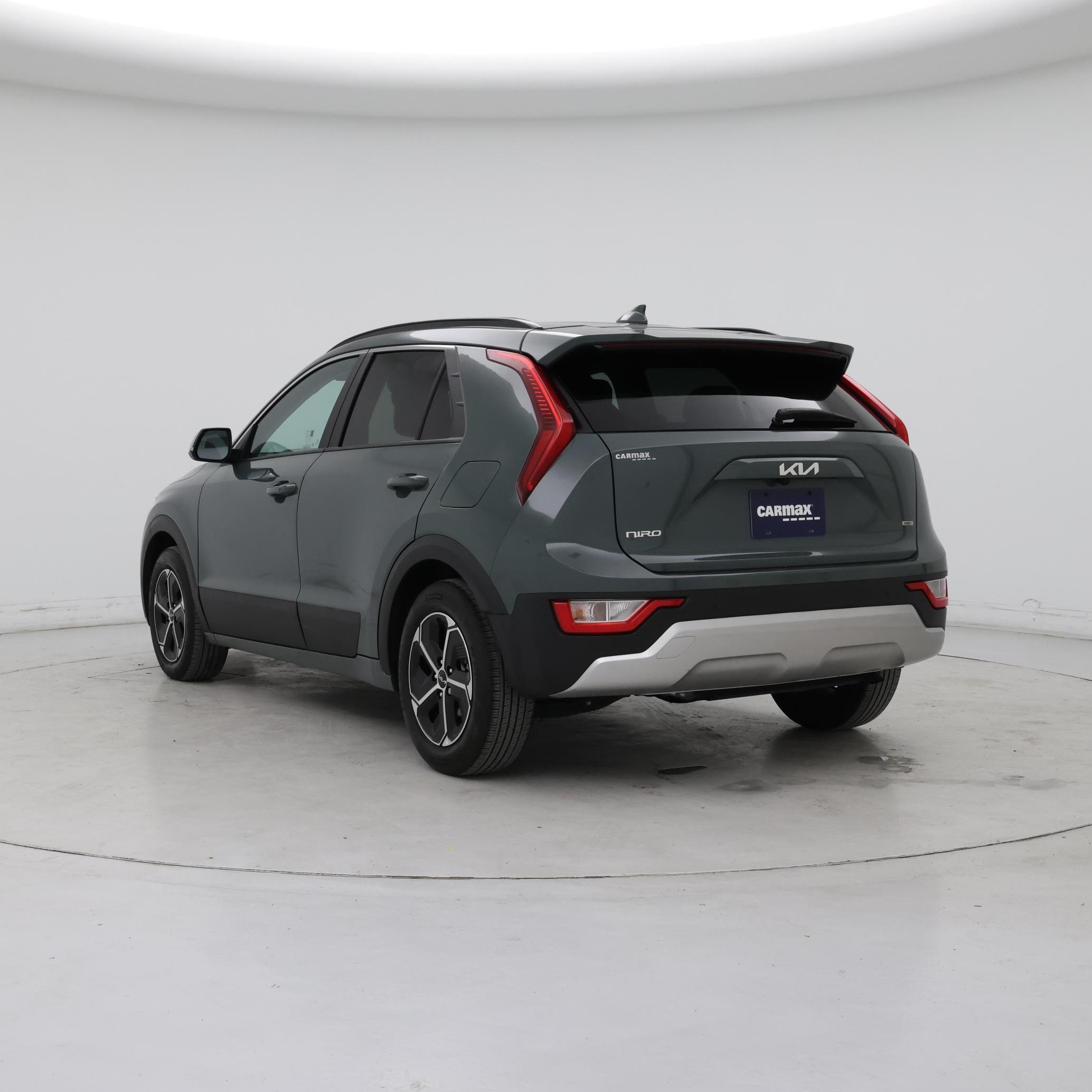 Thumbnail: 2023 Kia Niro - 2