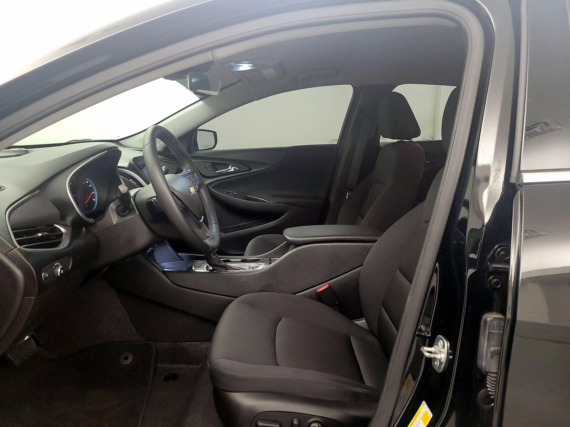 Thumbnail: 2024 Chevrolet Malibu - 11