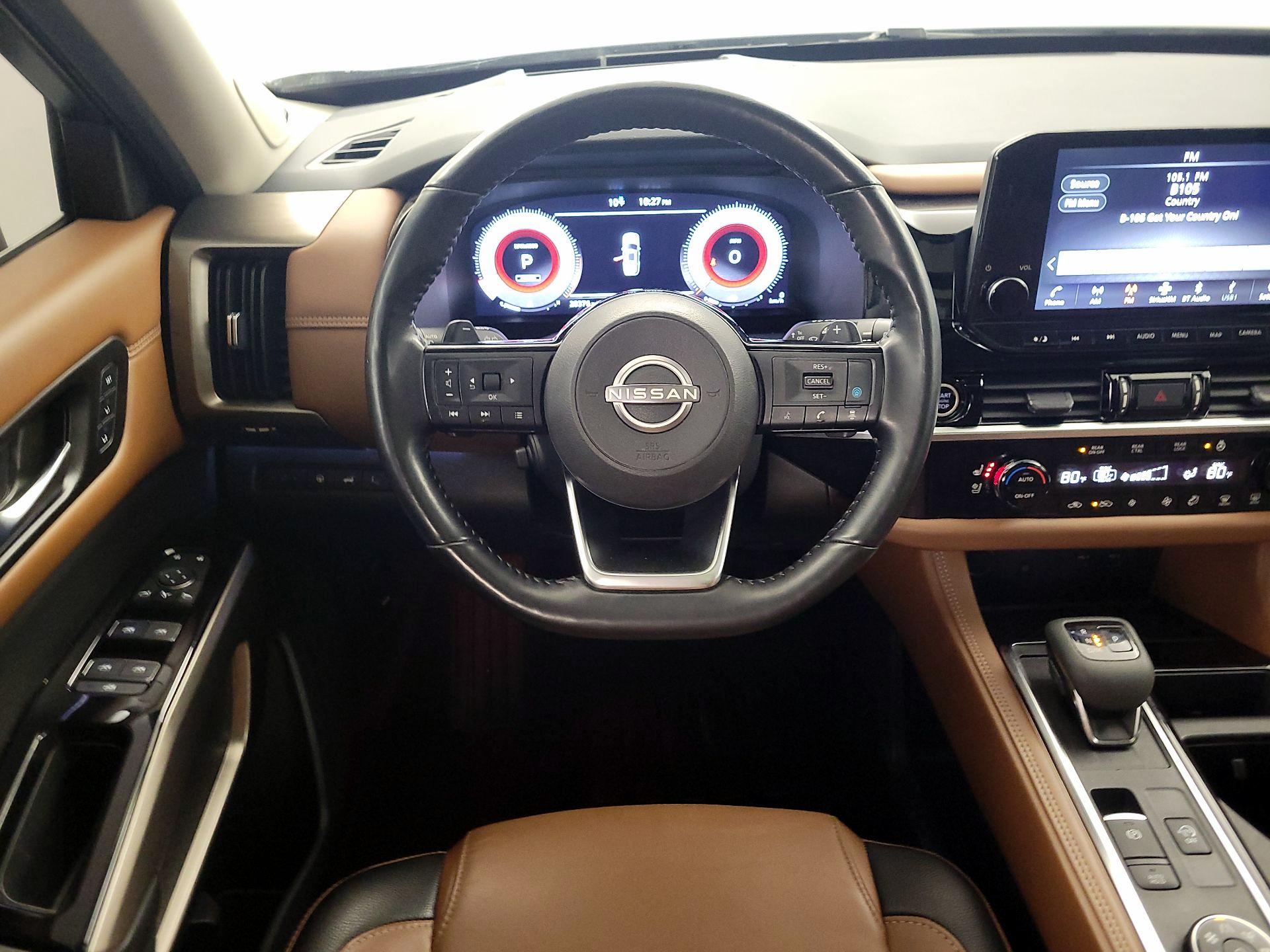 Thumbnail: 2023 Nissan Pathfinder - 10