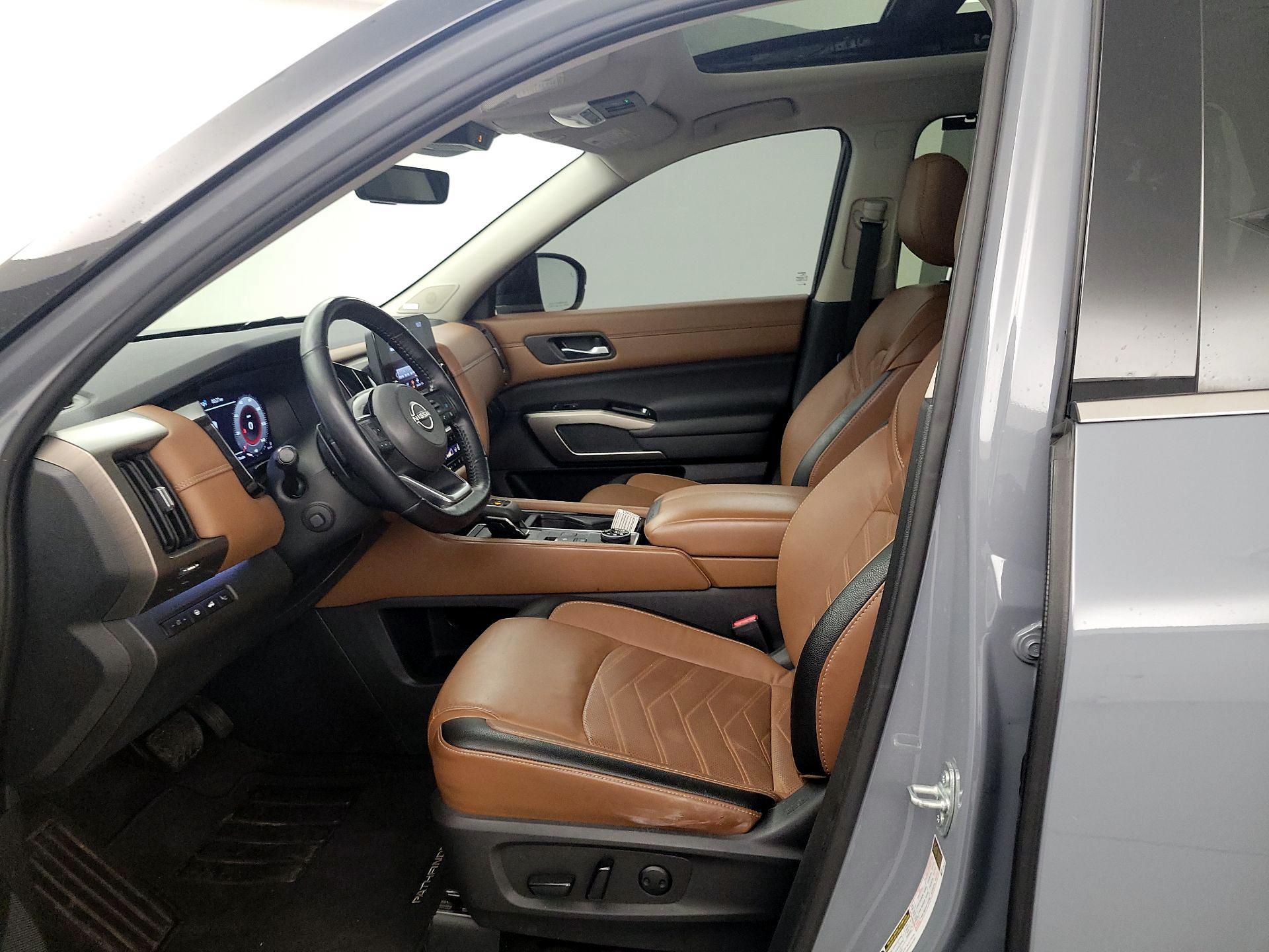 Thumbnail: 2023 Nissan Pathfinder - 11