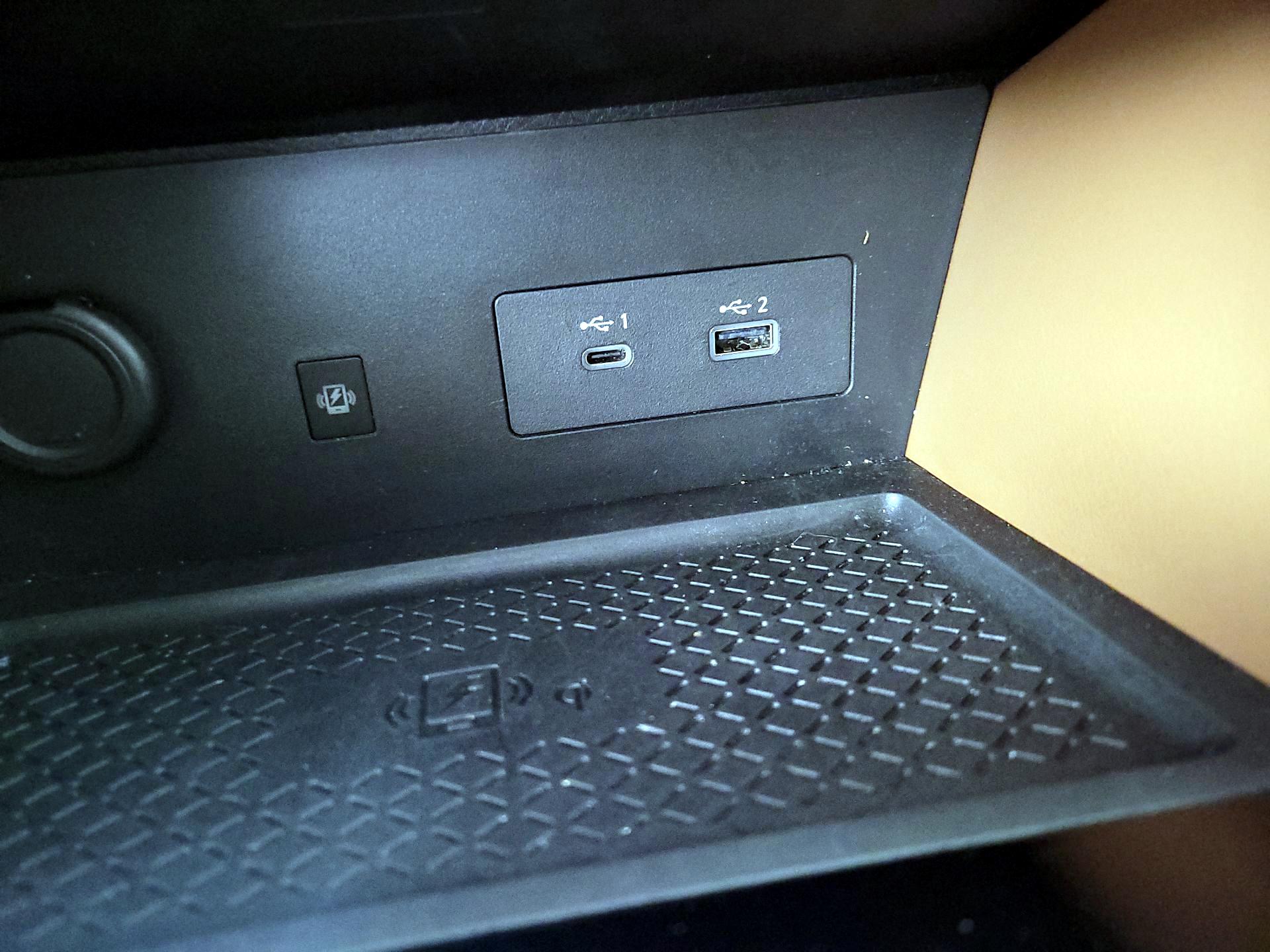 Thumbnail: 2023 Nissan Pathfinder - 19