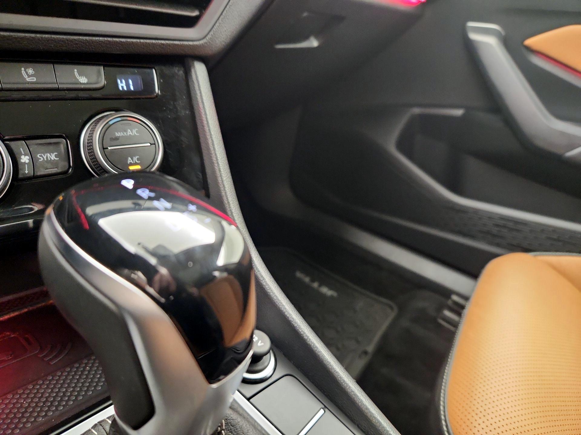 Thumbnail: 2024 Volkswagen Jetta - 18