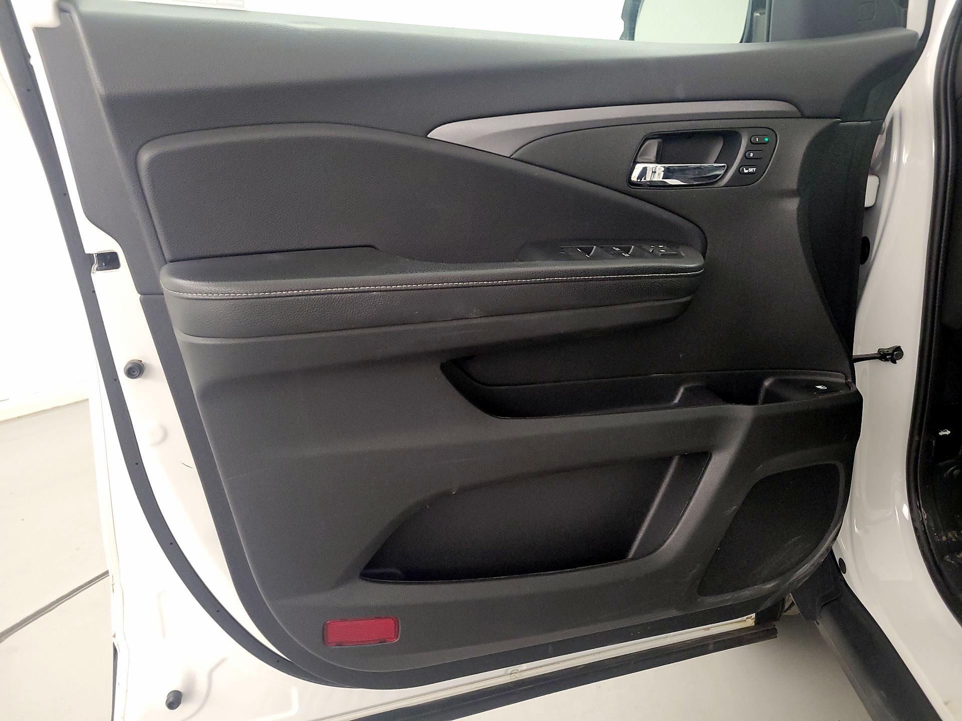 Thumbnail: 2023 Honda Ridgeline - 12