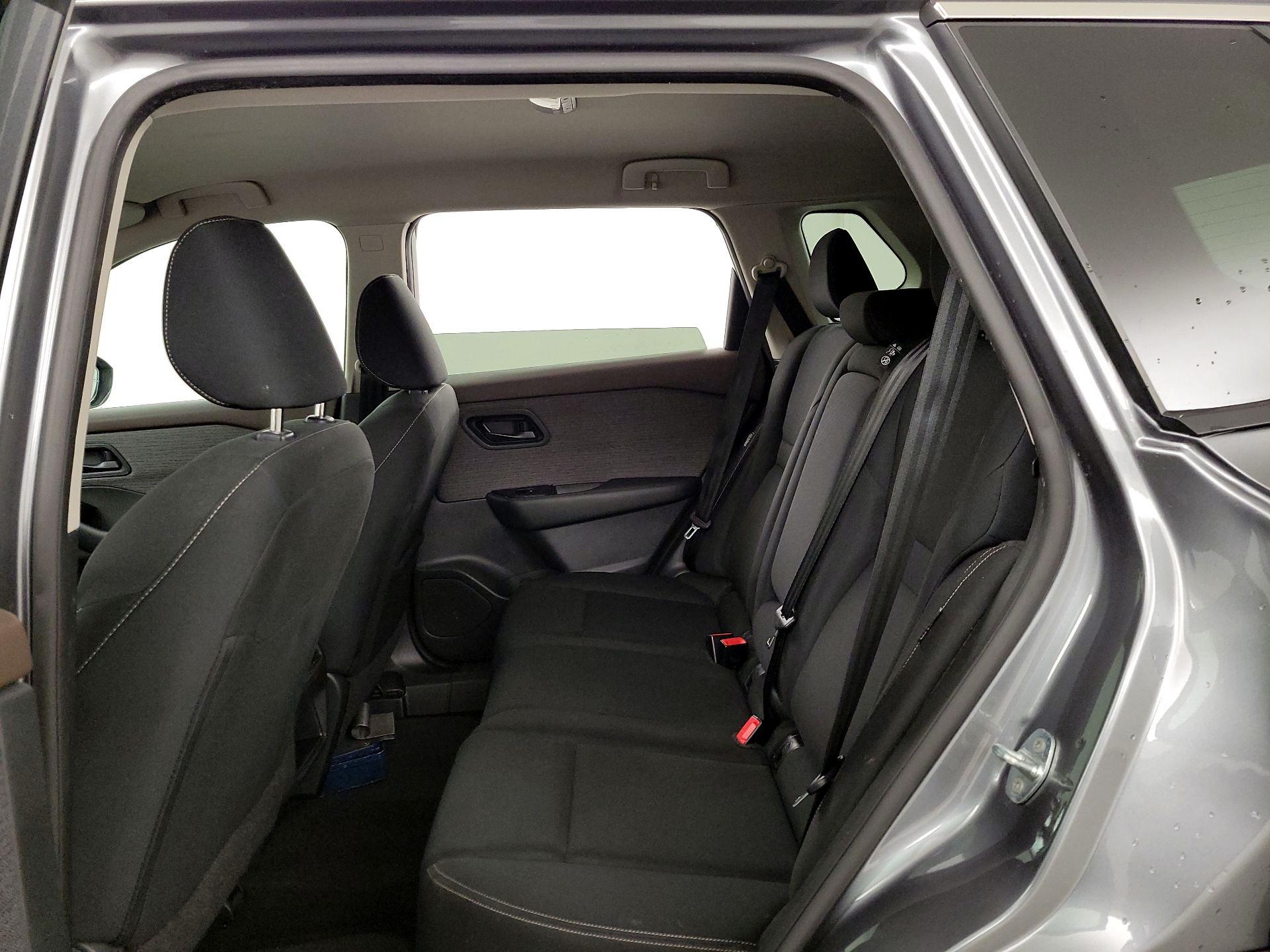 Thumbnail: 2023 Nissan Rogue - 19