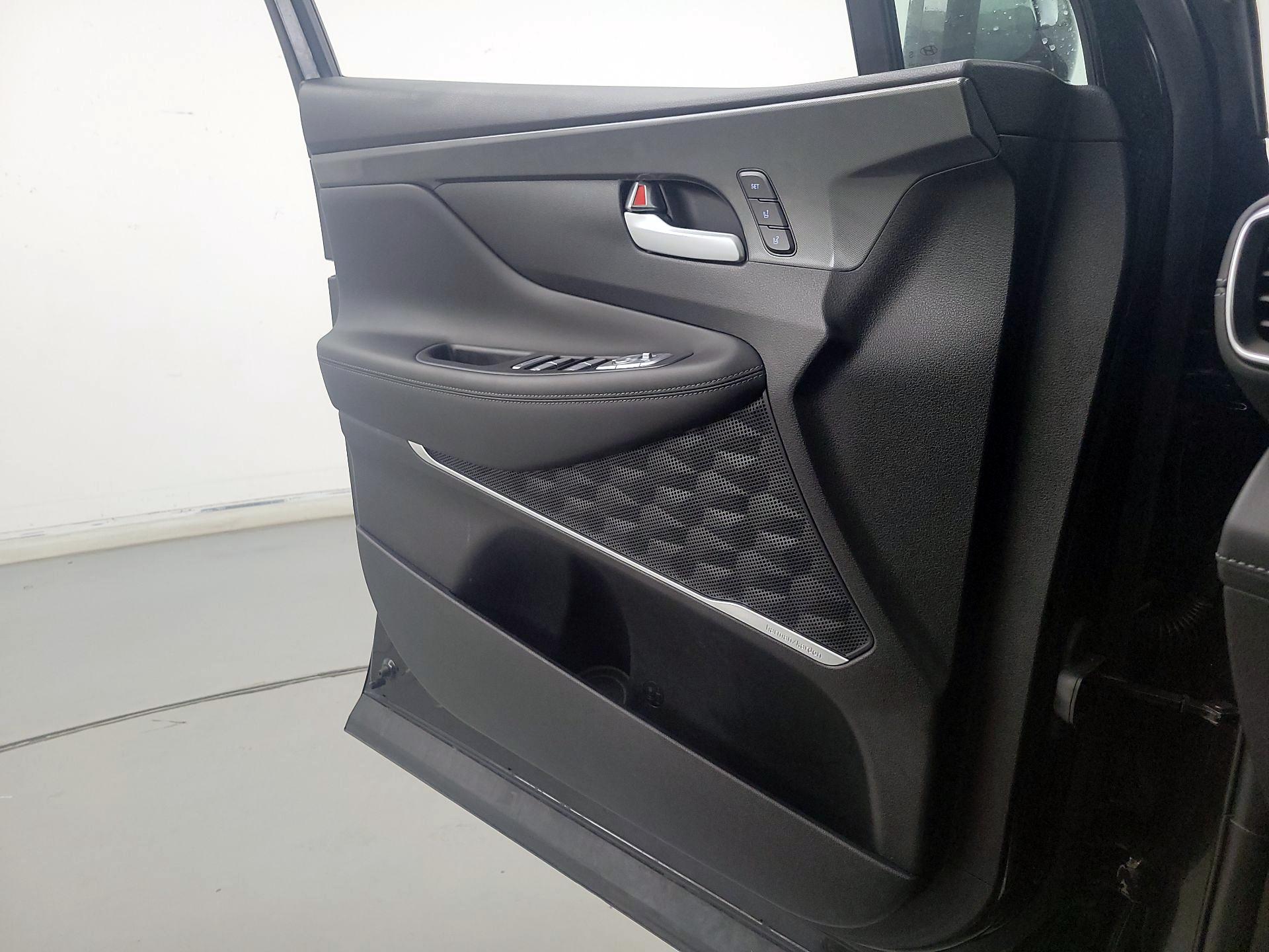 Thumbnail: 2023 Hyundai Santa Fe - 12