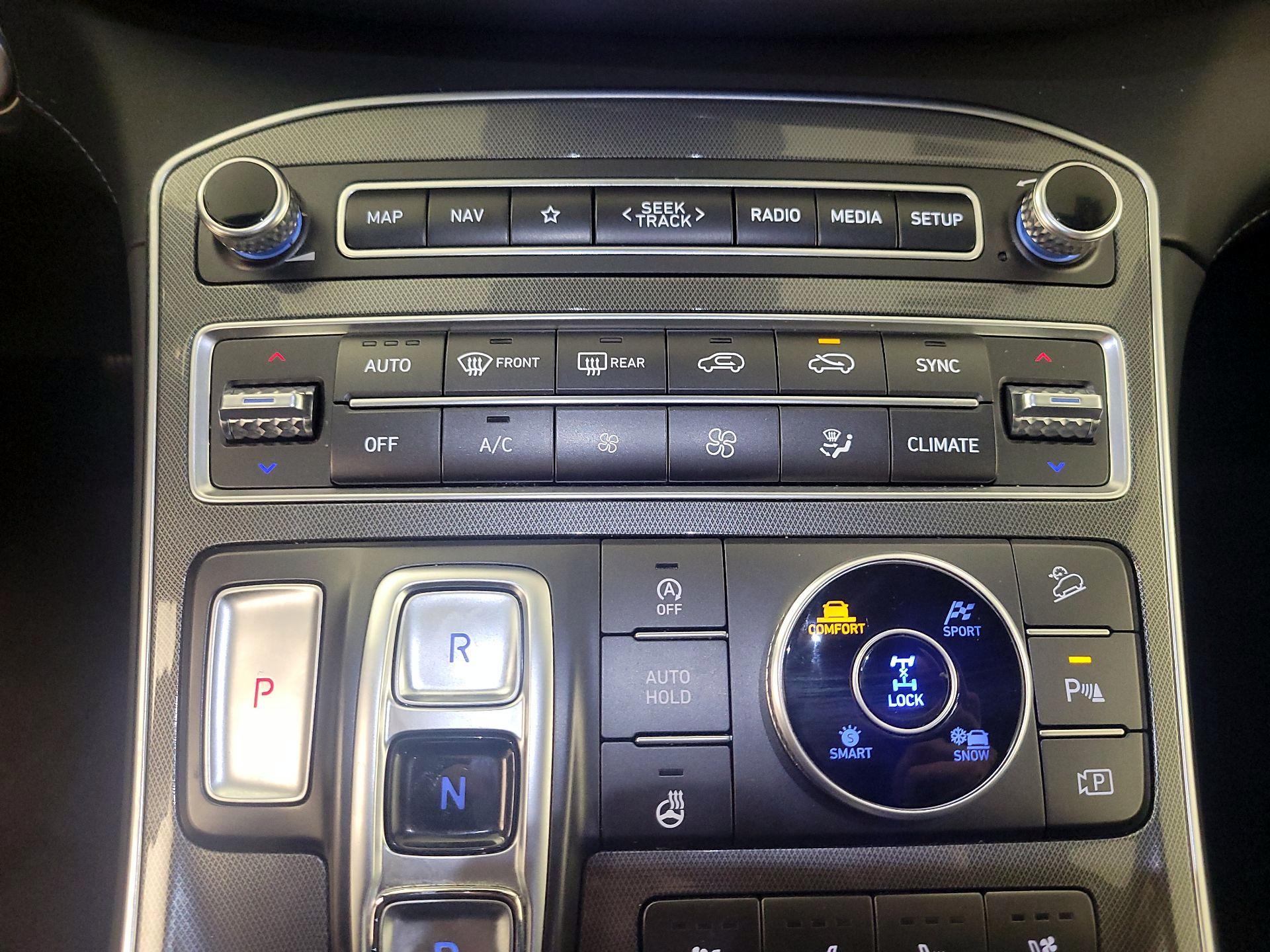 Thumbnail: 2023 Hyundai Santa Fe - 17