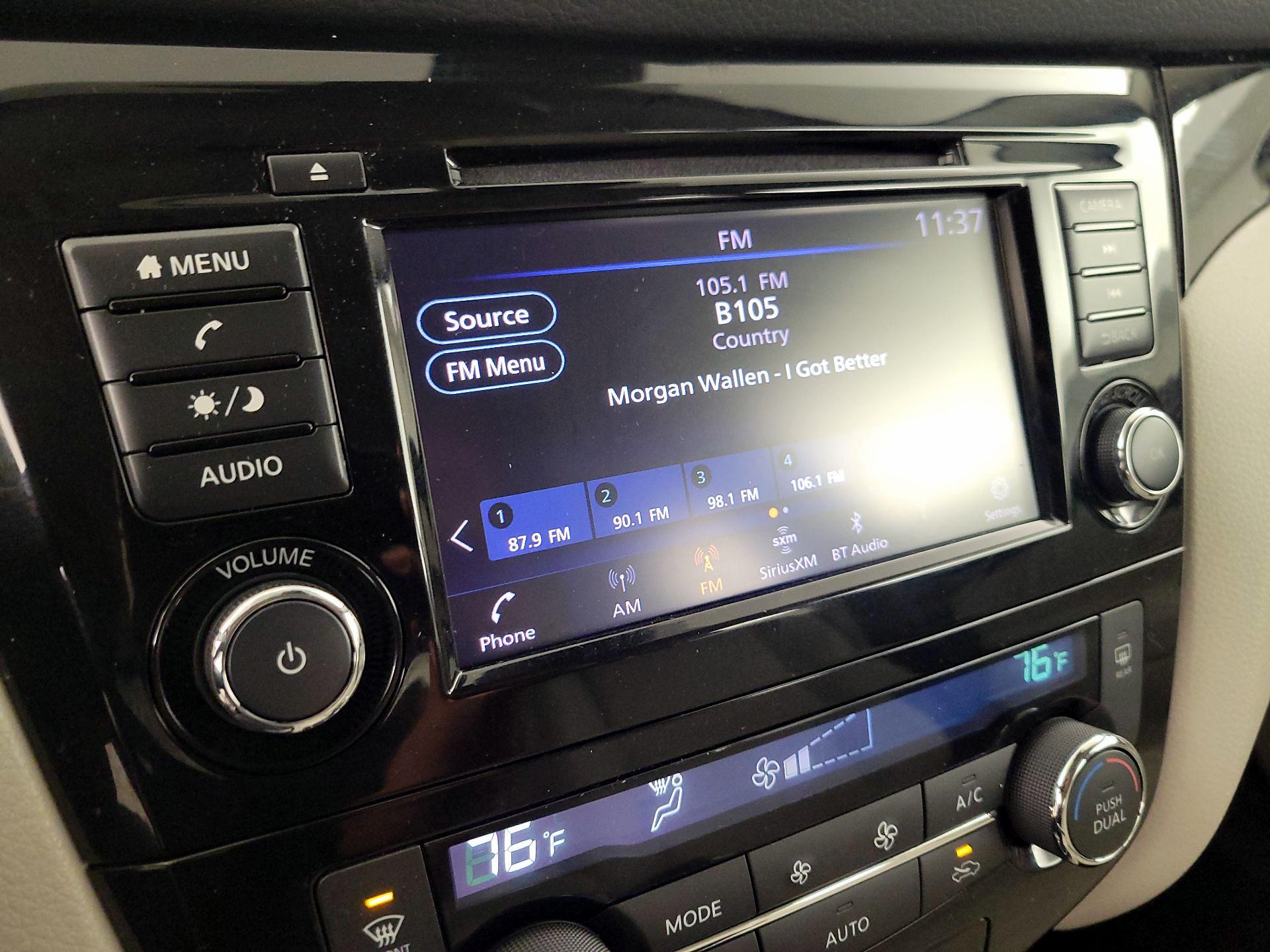 Thumbnail: 2022 Nissan Rogue Sport - 15