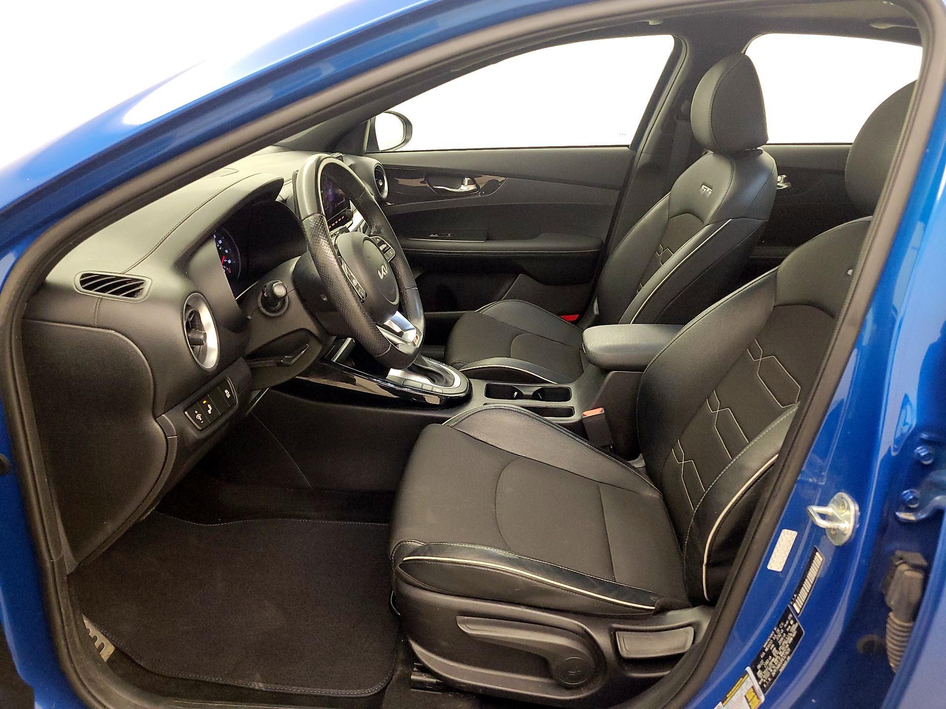 Thumbnail: 2023 Kia Forte - 11