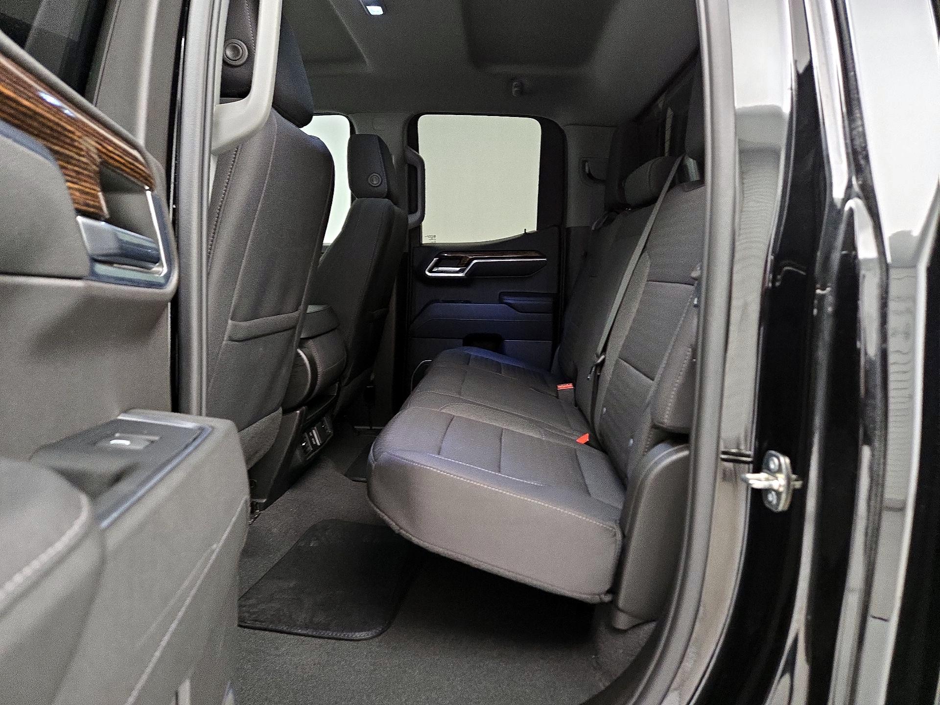 Thumbnail: 2023 GMC Sierra 1500 - 19