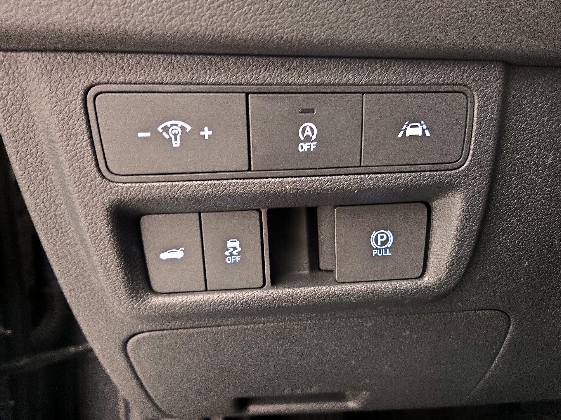 Thumbnail: 2023 Hyundai Sonata - 13