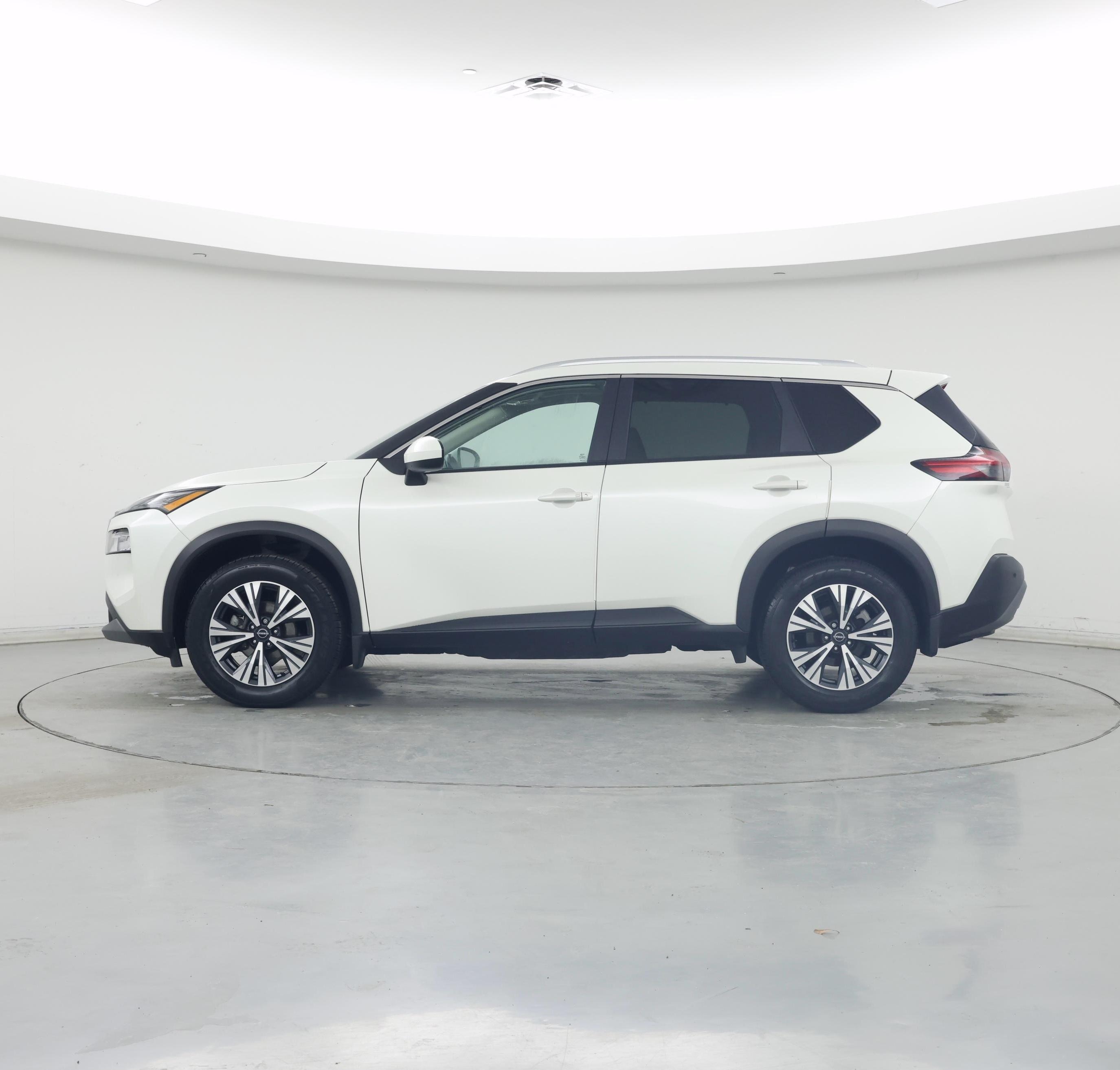 Thumbnail: 2023 Nissan Rogue - 3