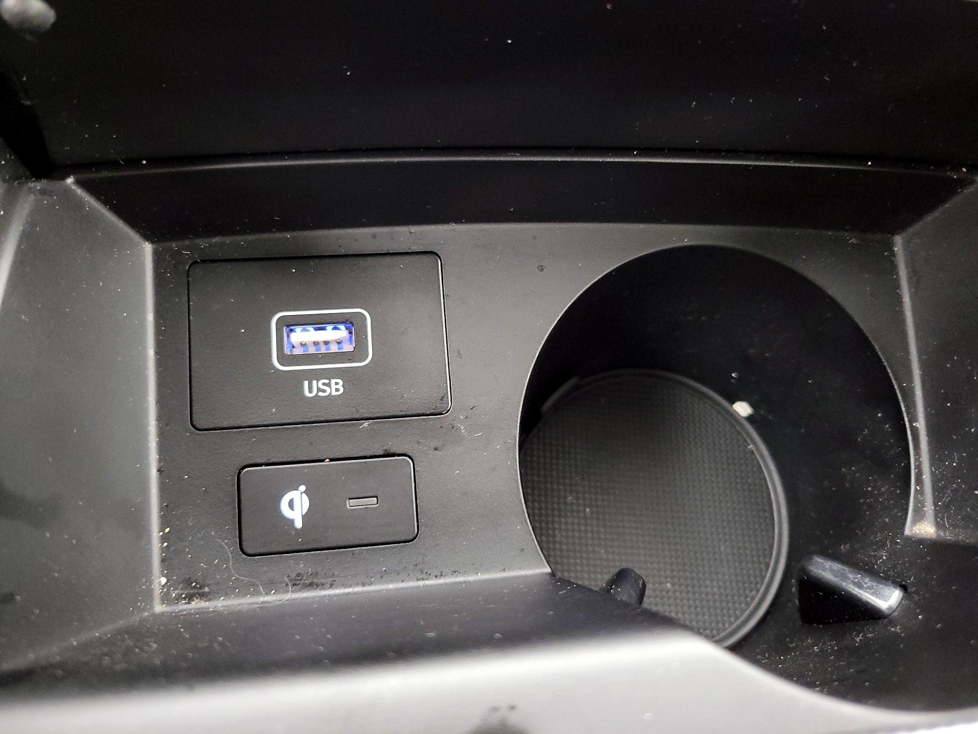 Thumbnail: 2023 Hyundai Santa Fe - 19