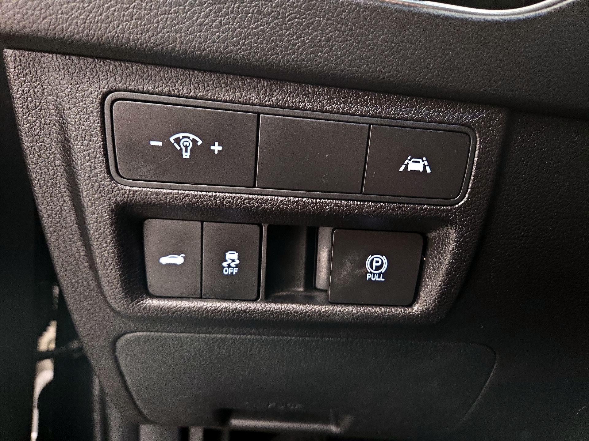 Thumbnail: 2022 Hyundai Sonata - 13