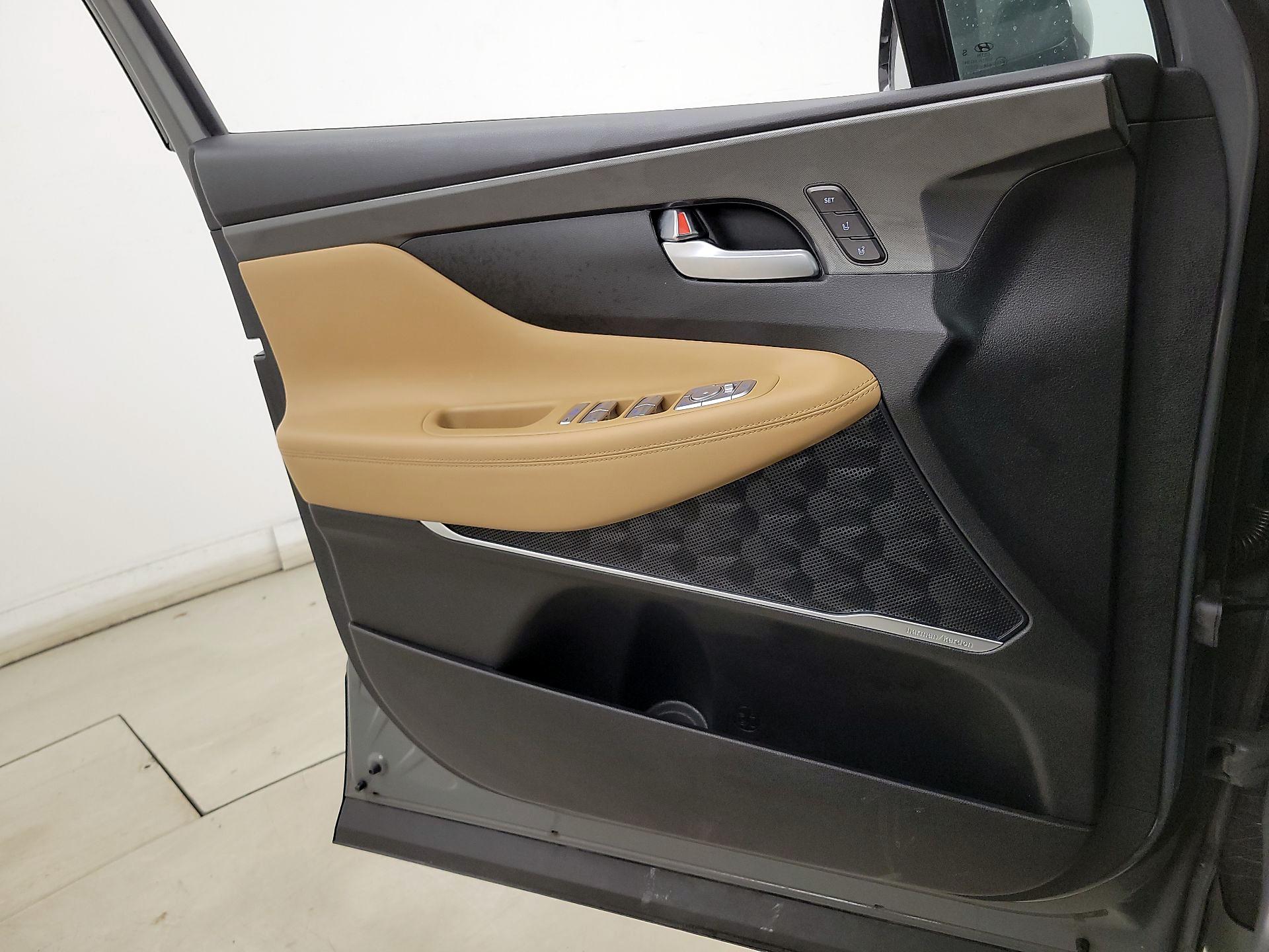 Thumbnail: 2023 Hyundai Santa Fe - 12