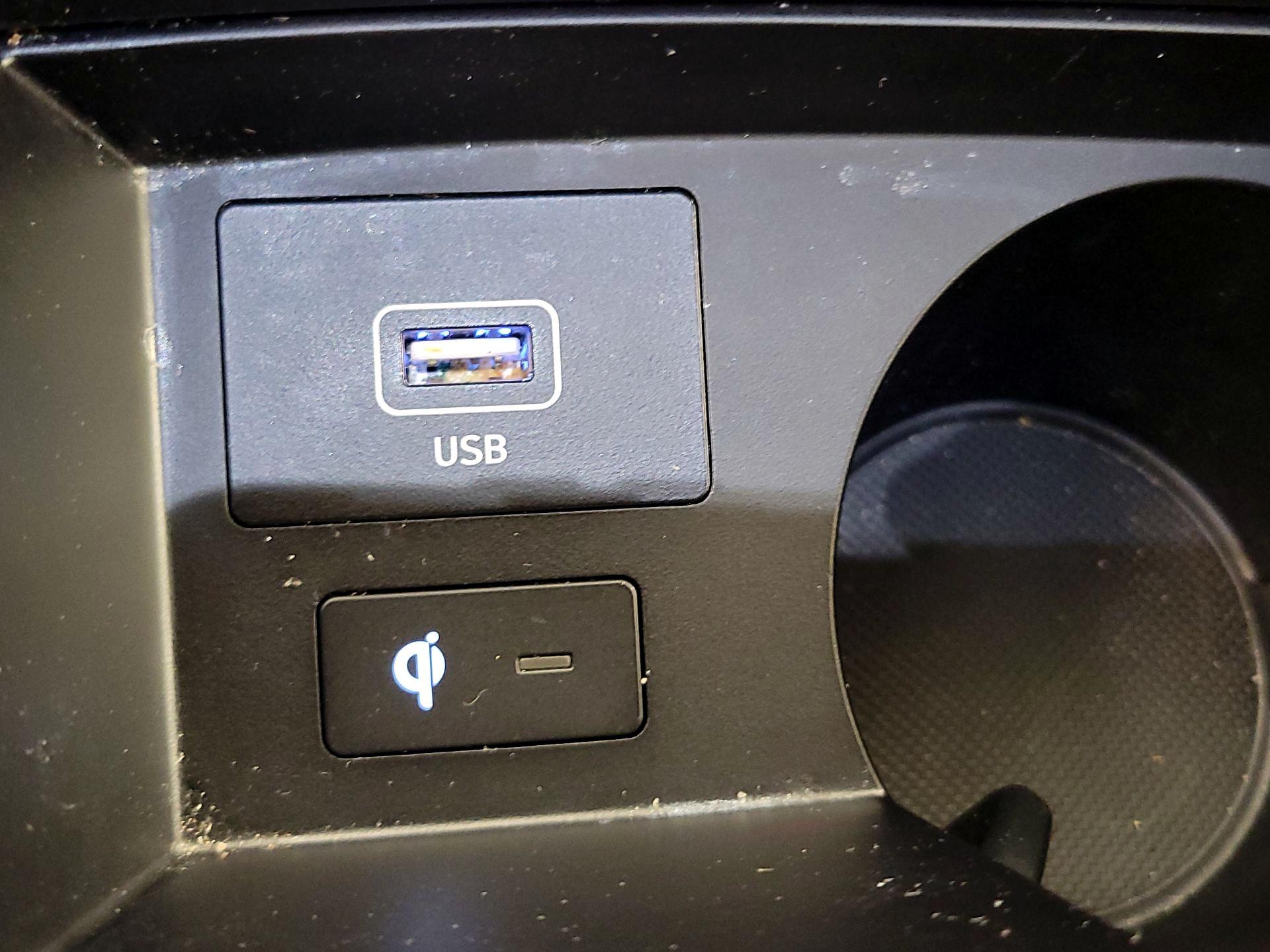 Thumbnail: 2023 Hyundai Santa Fe - 19