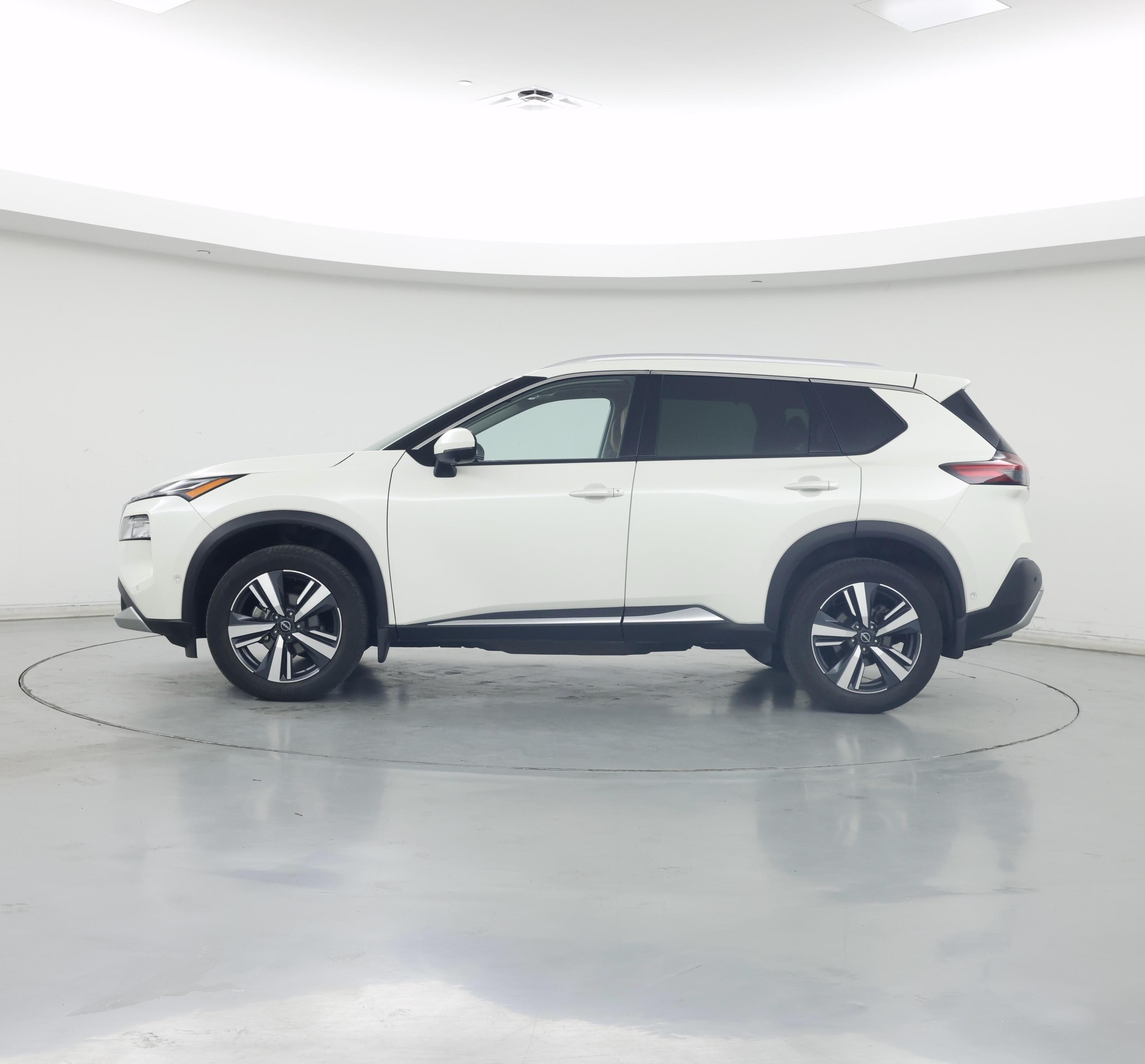 Thumbnail: 2023 Nissan Rogue - 3