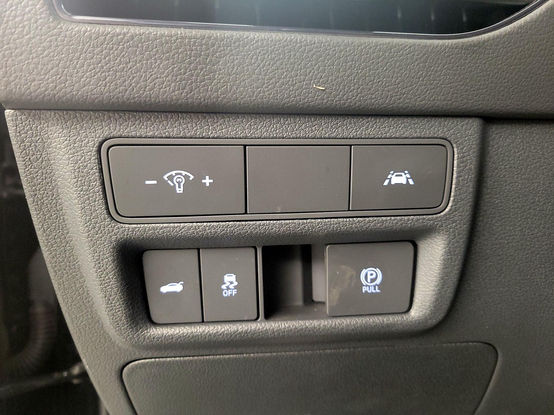 Thumbnail: 2022 Hyundai Sonata - 13